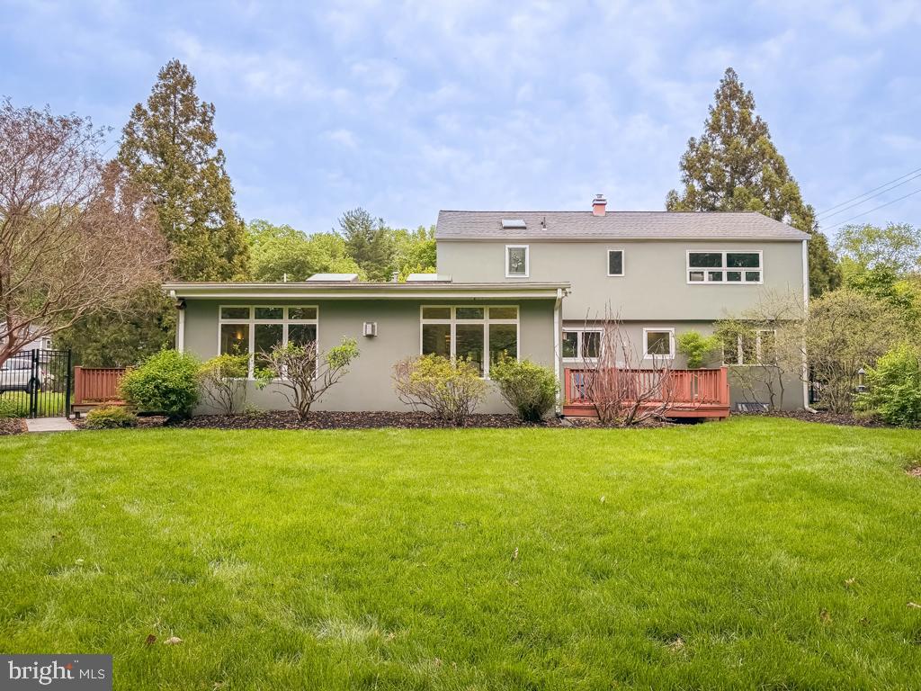 HICKORY HILLS - Residential