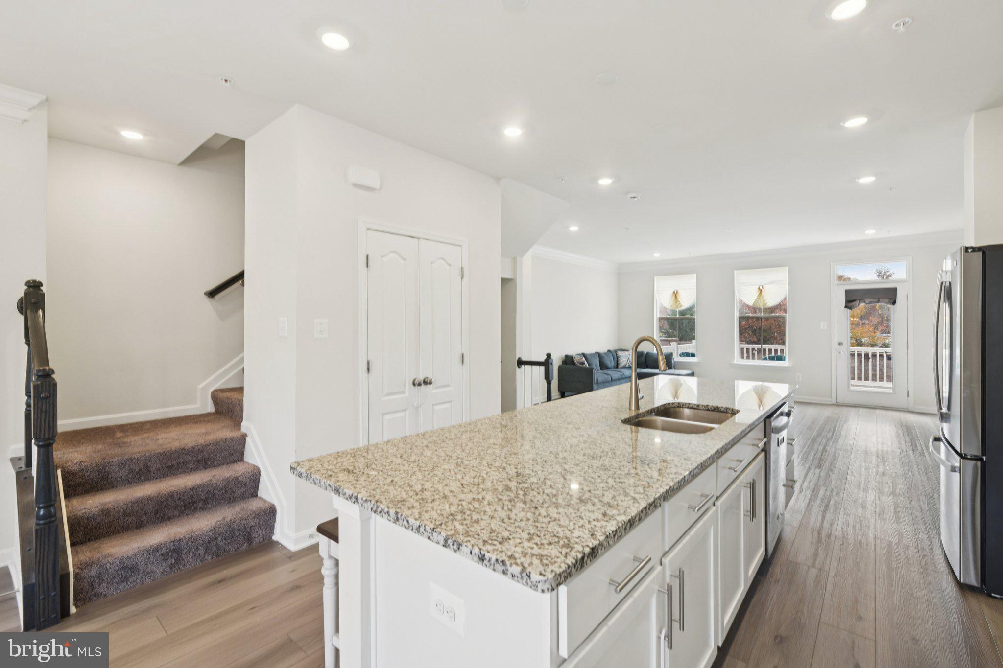 SIGNATURE CLUB - Residential