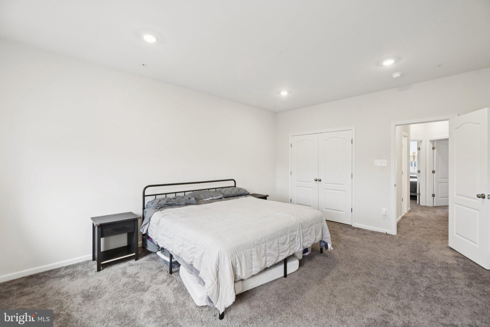 SIGNATURE CLUB - Residential