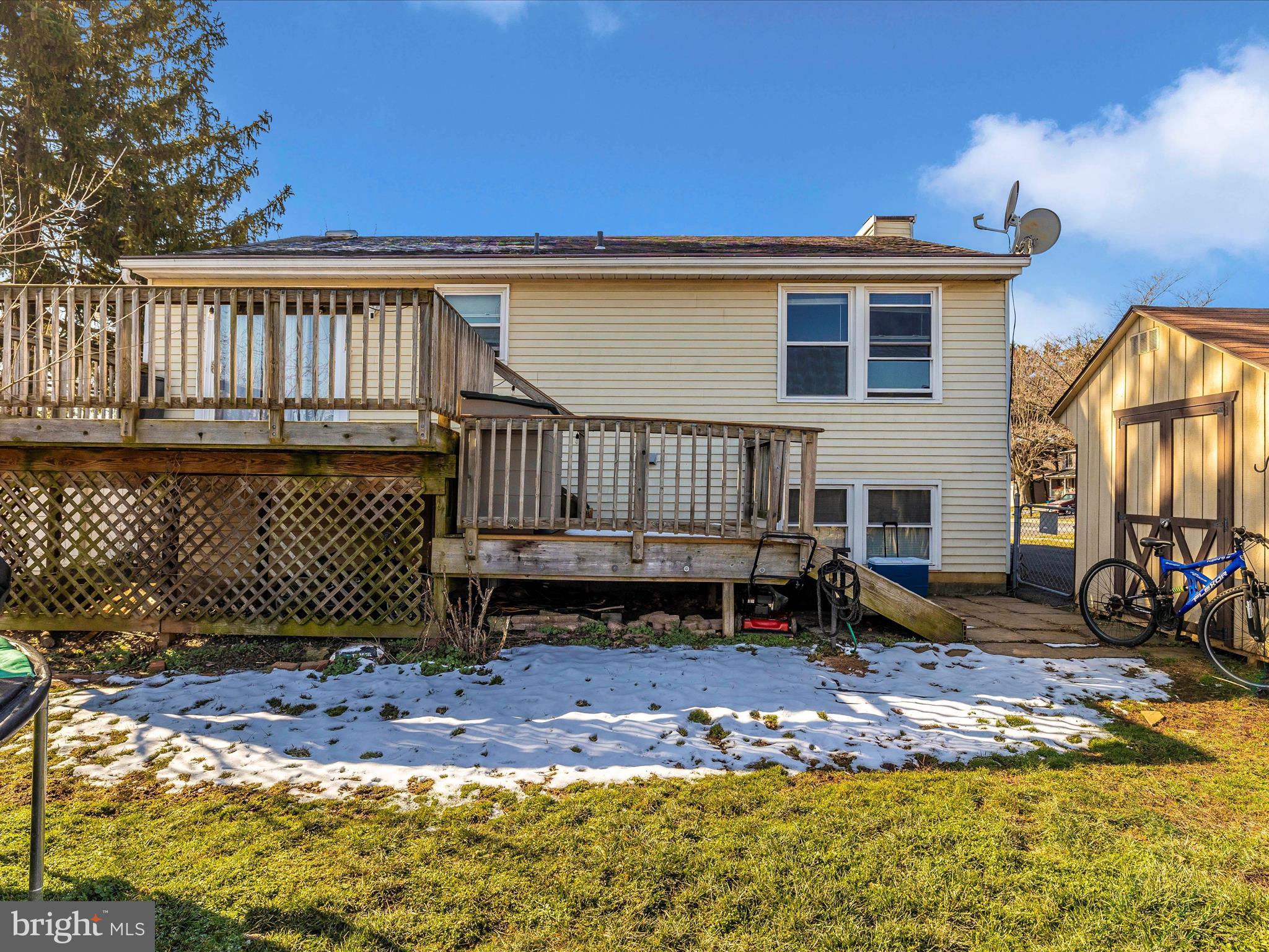 STONEGATE - Residential