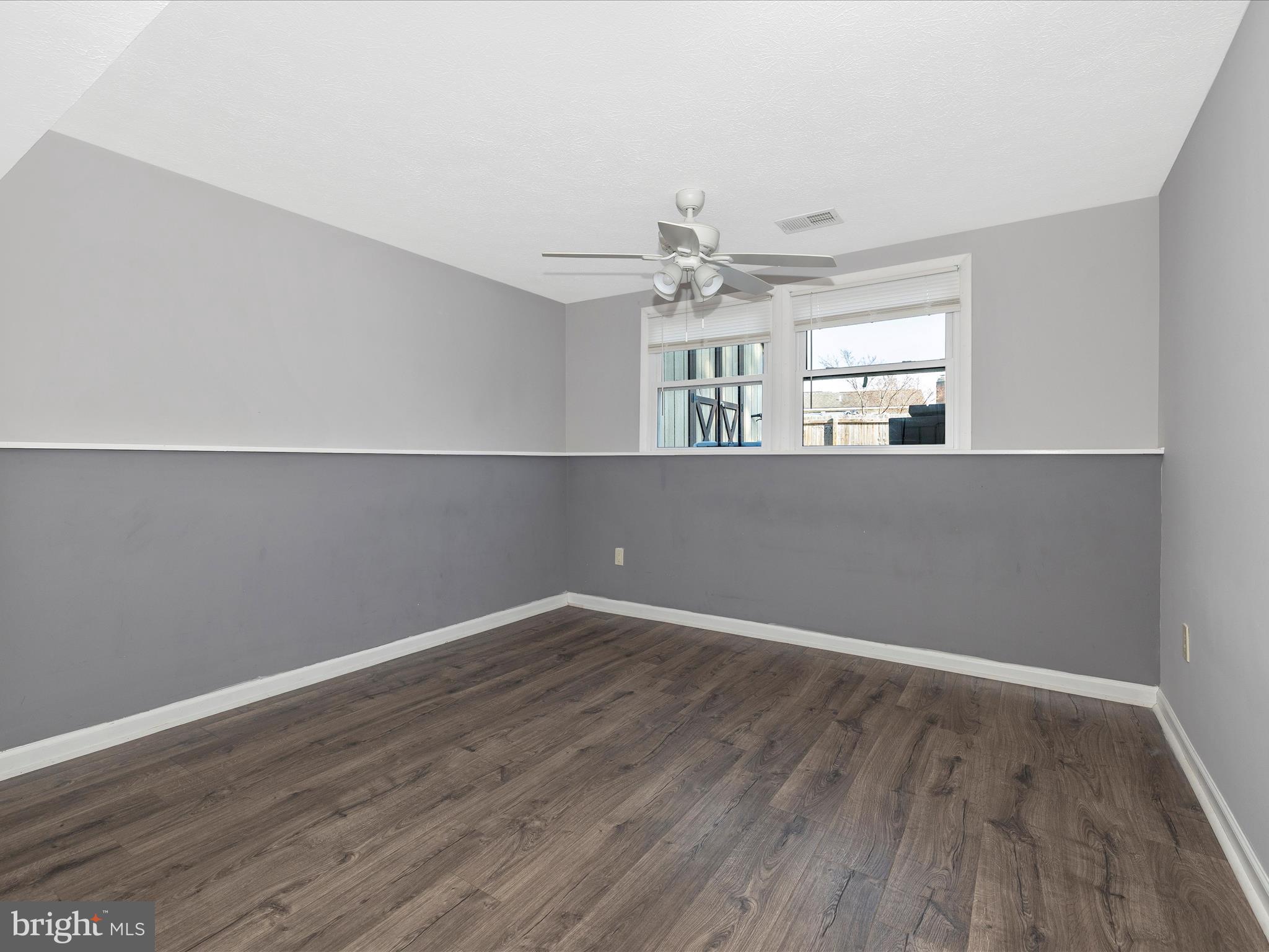 STONEGATE - Residential