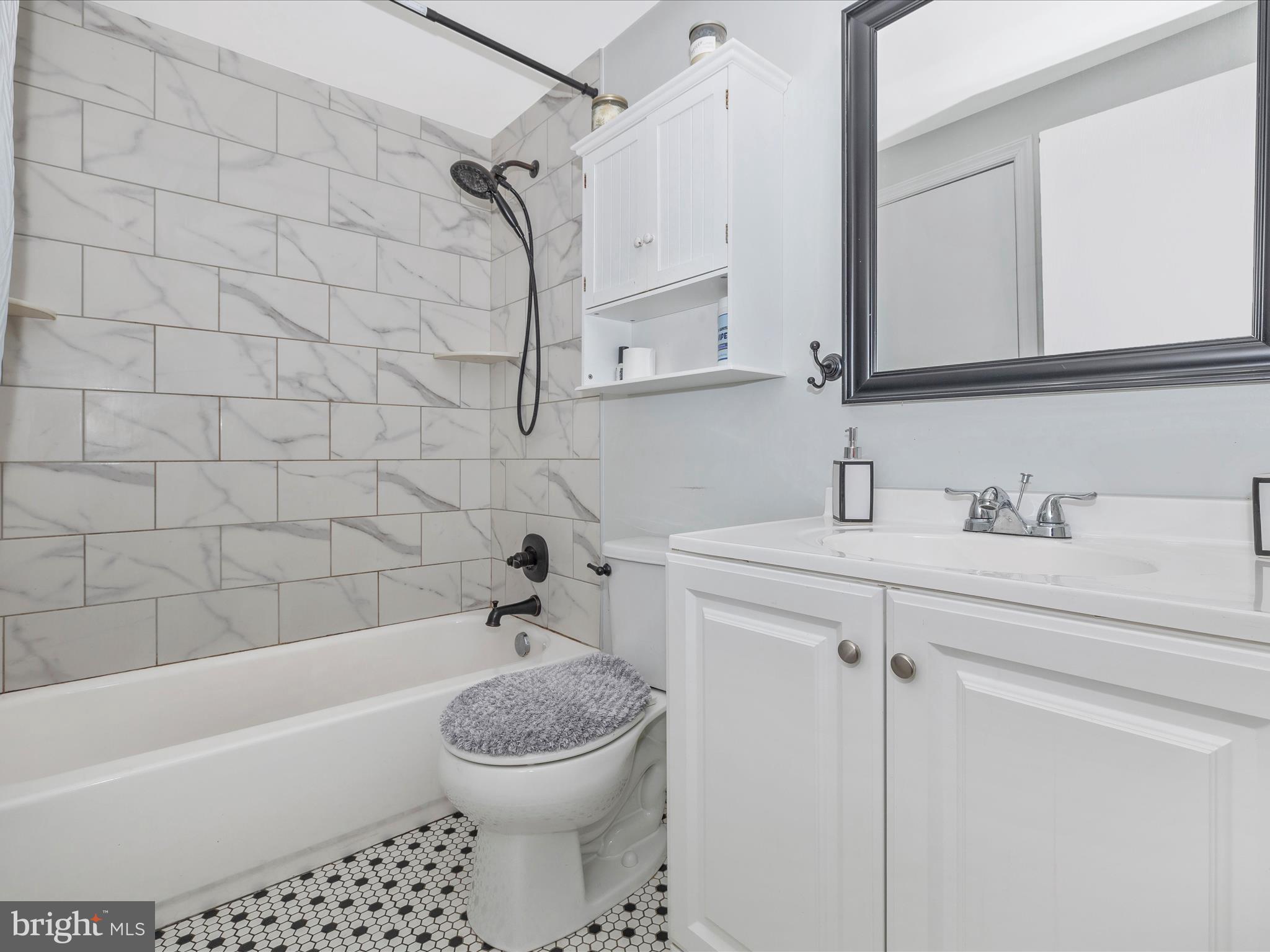 STONEGATE - Residential