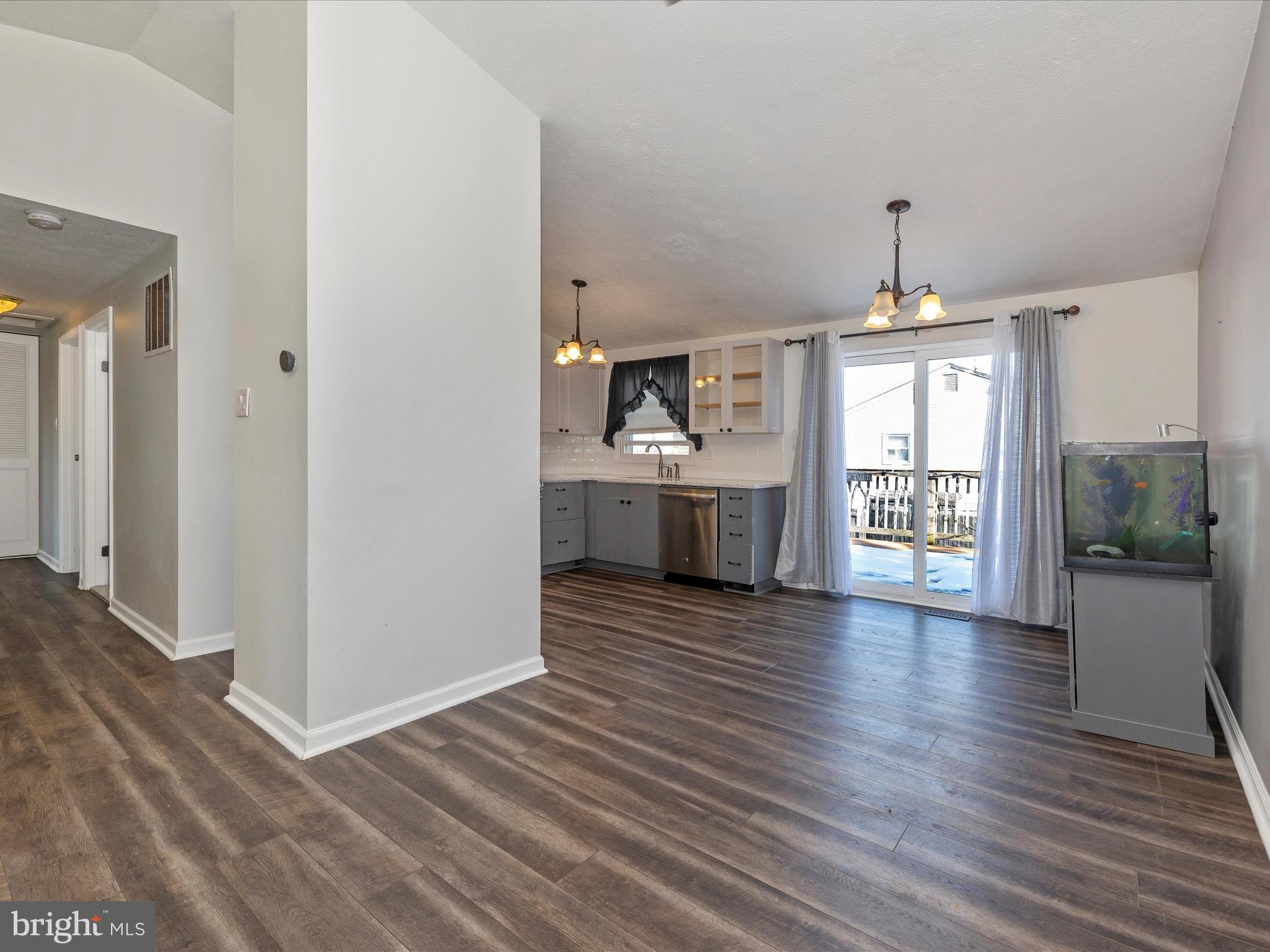 STONEGATE - Residential