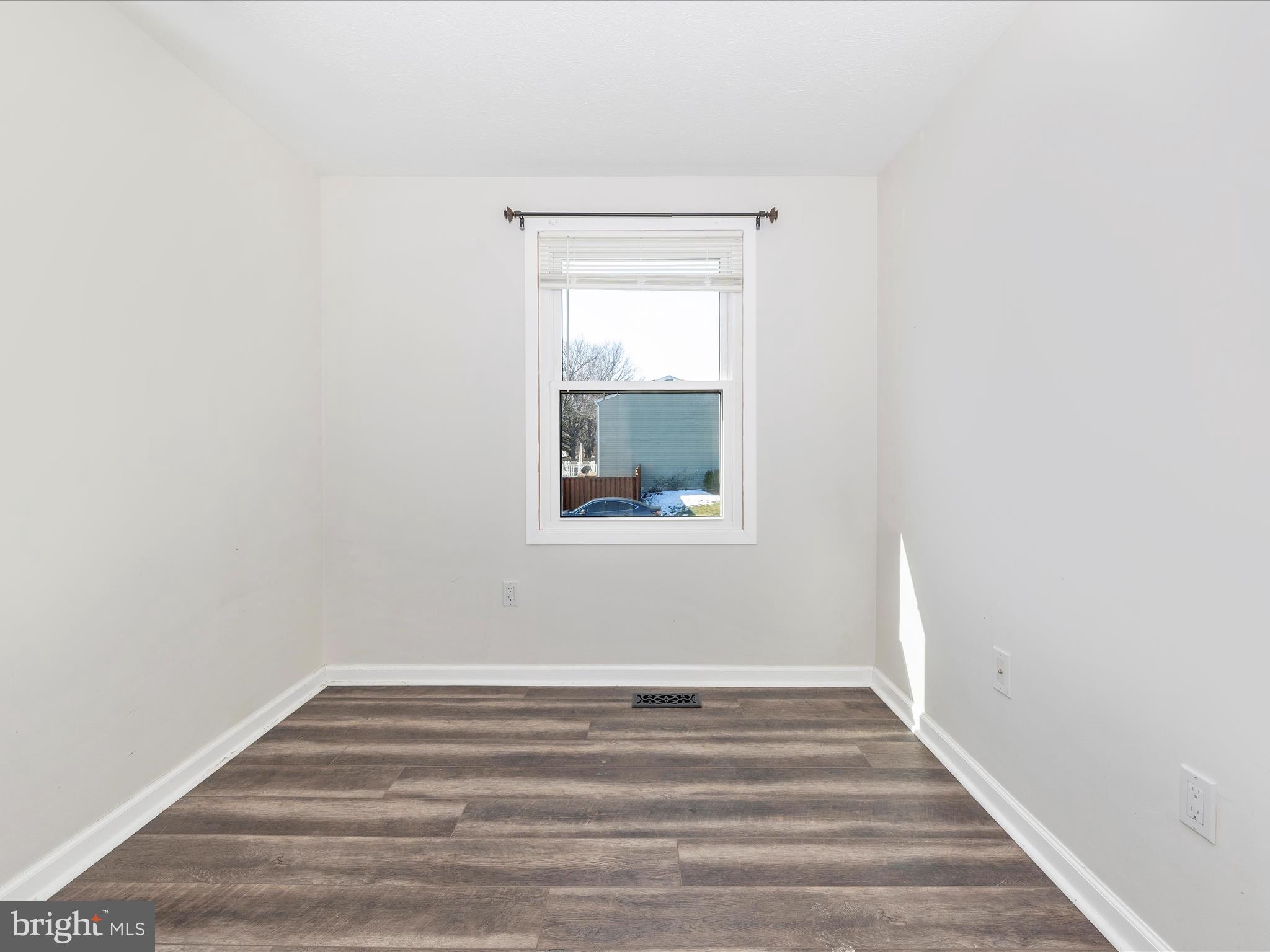 STONEGATE - Residential