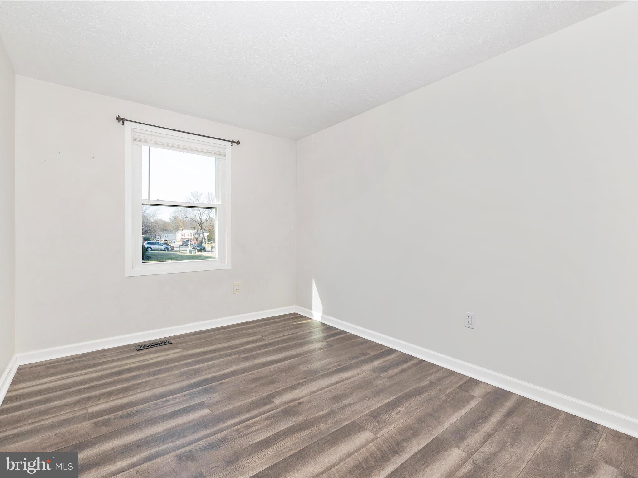 STONEGATE - Residential