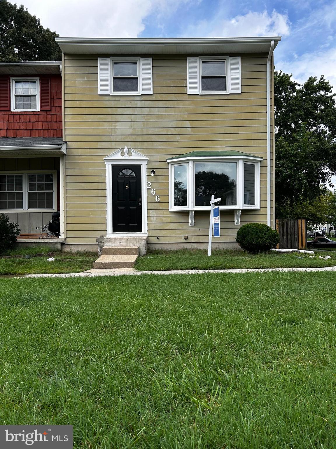Fantastic opportunity to own a condo in the Village of Olde Mill. There are 3 bedrooms and 2 bathrooms with a half bath in the basement. There is an addition on the rear of the home that allows for a lot of natural light to shine in. There is plenty of room for entertaining