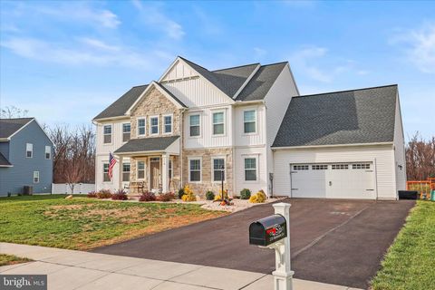 110 BERKSHIRE DRIVE CARLISLE PA 17015