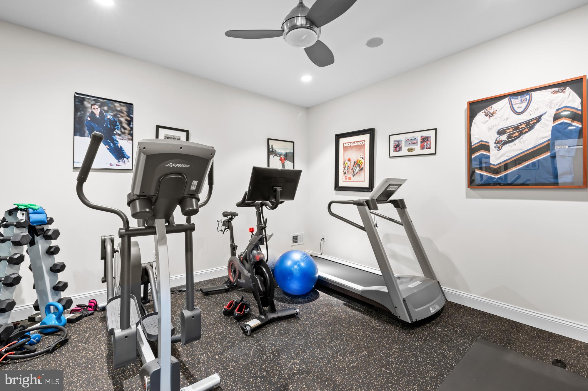 SYMPHONY PARK - Residential