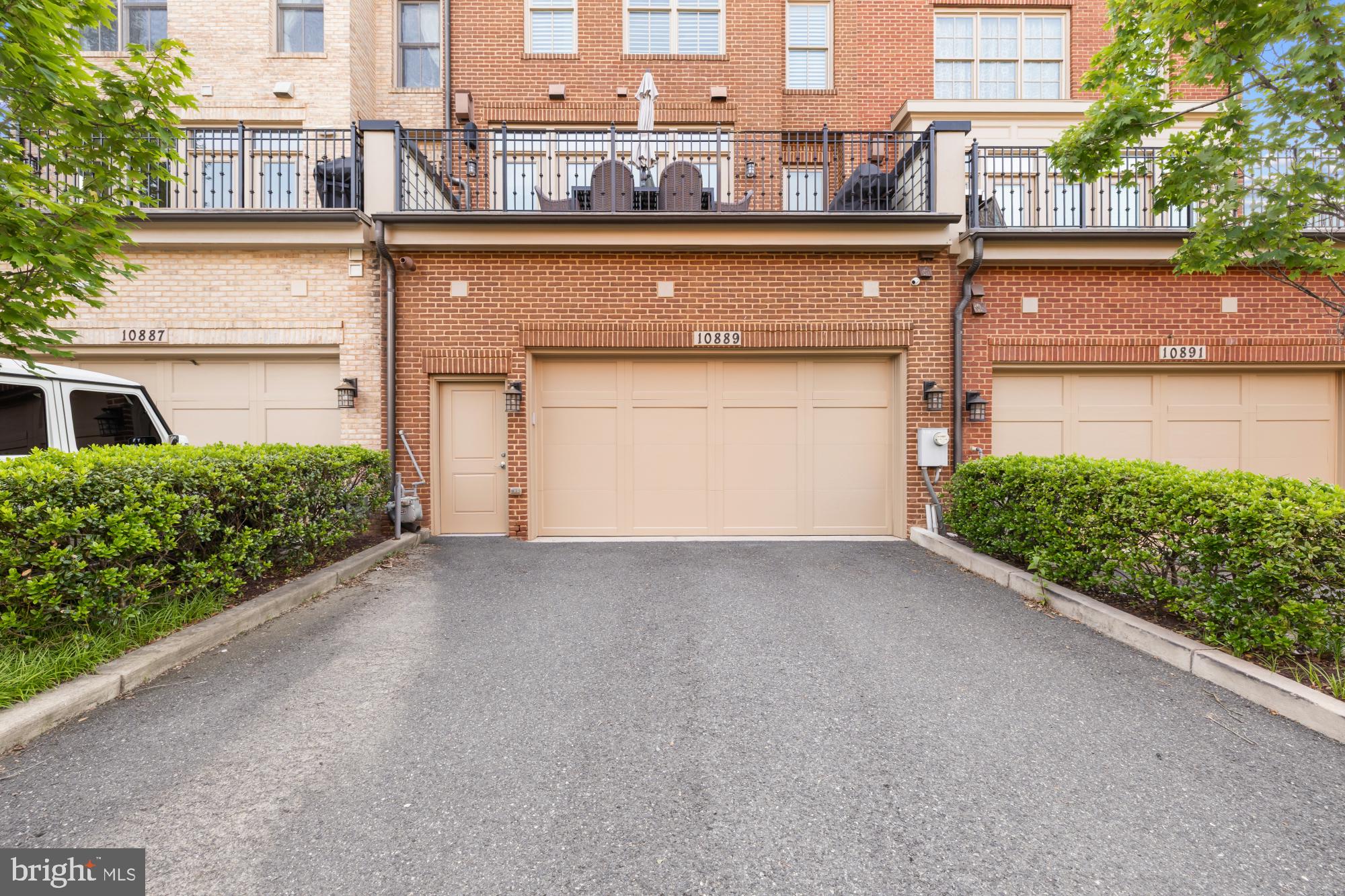 SYMPHONY PARK - Residential