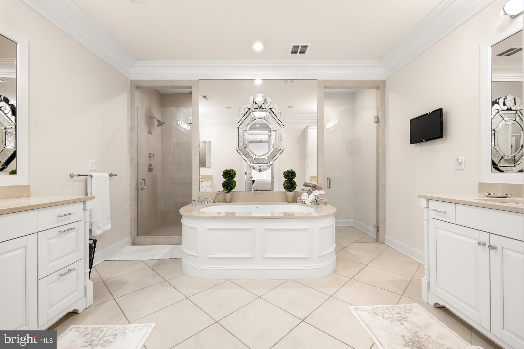 SYMPHONY PARK - Residential