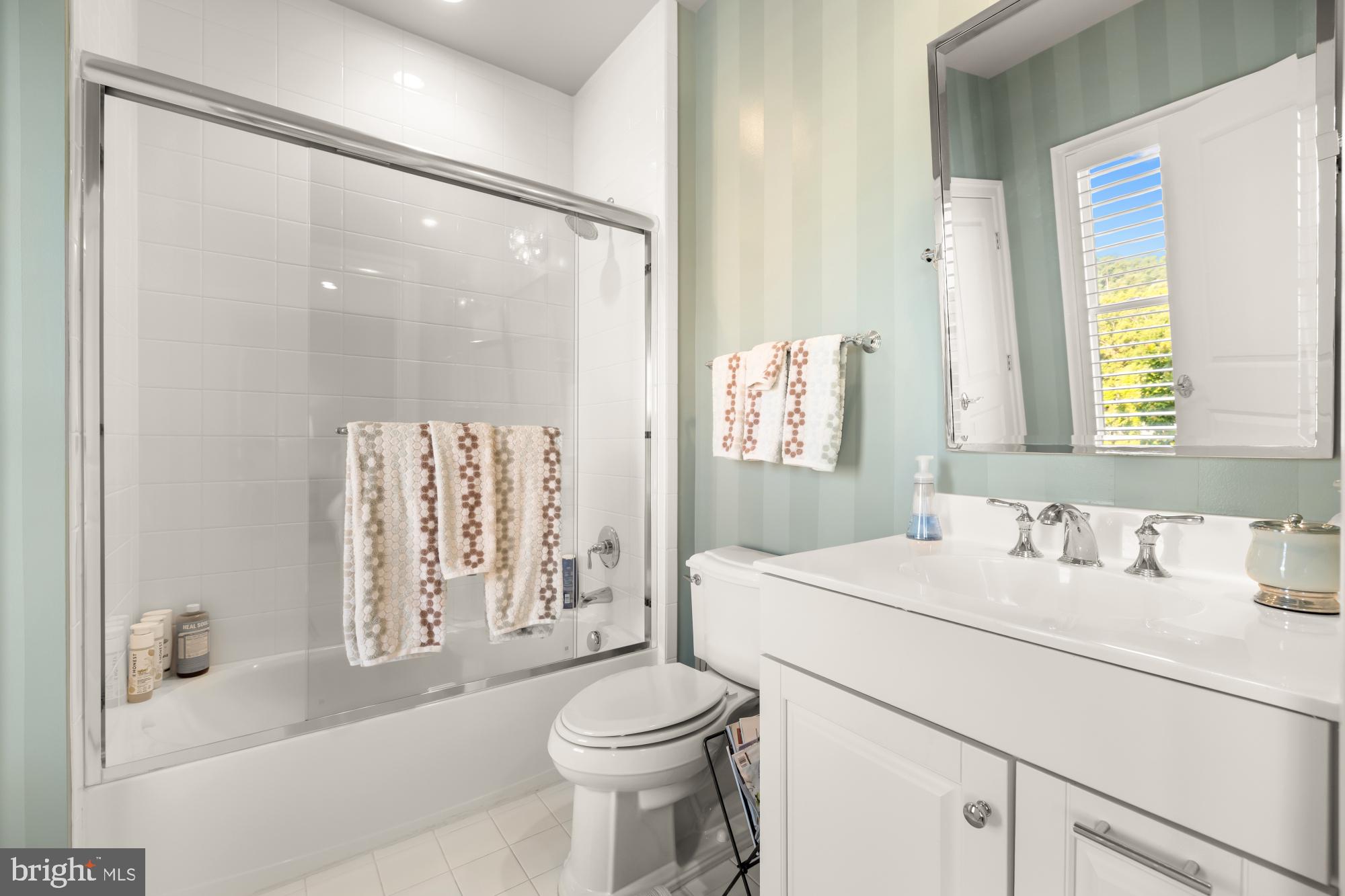 SYMPHONY PARK - Residential