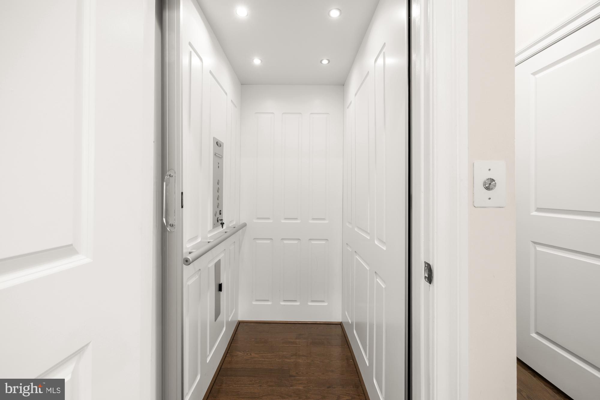 SYMPHONY PARK - Residential