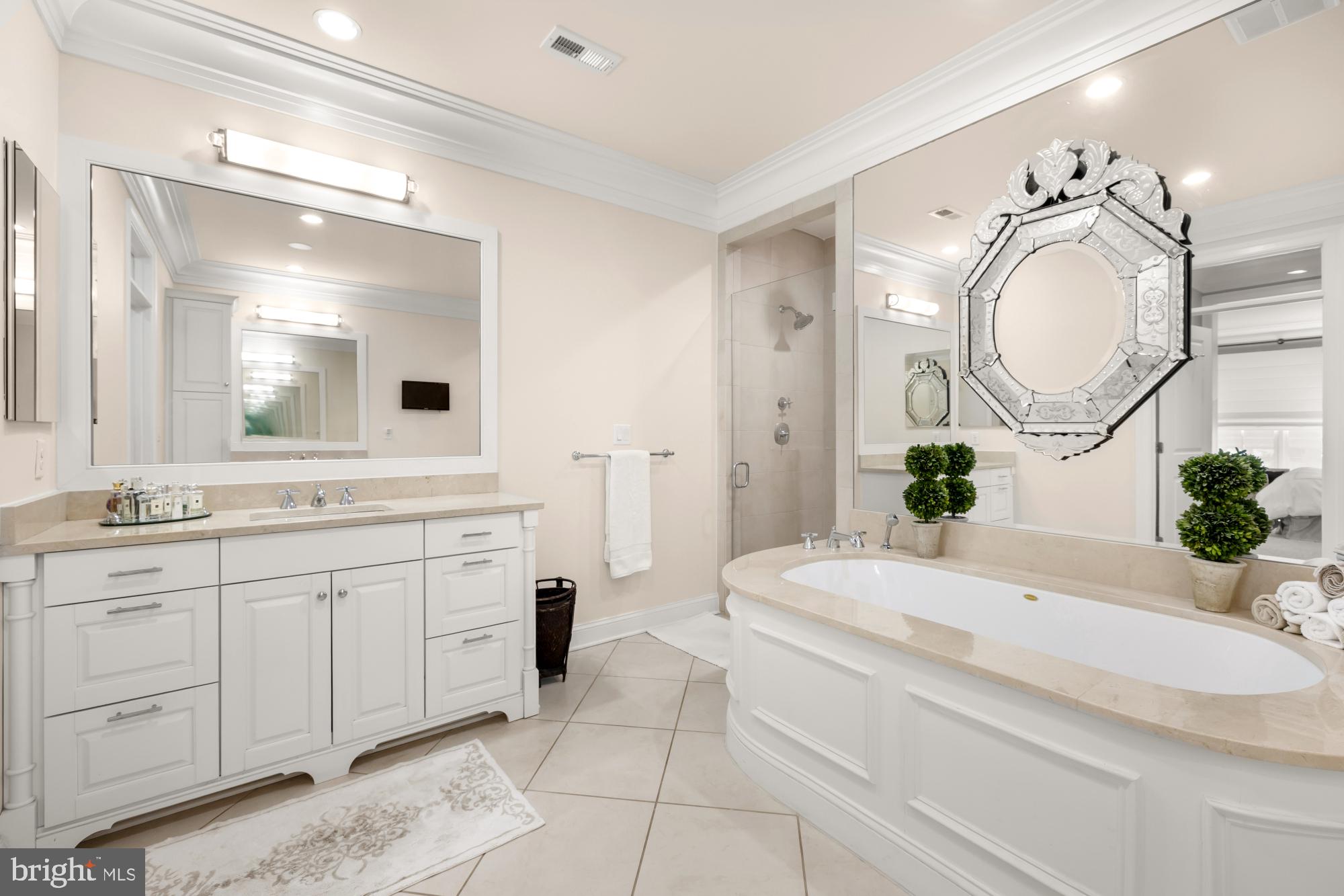 SYMPHONY PARK - Residential