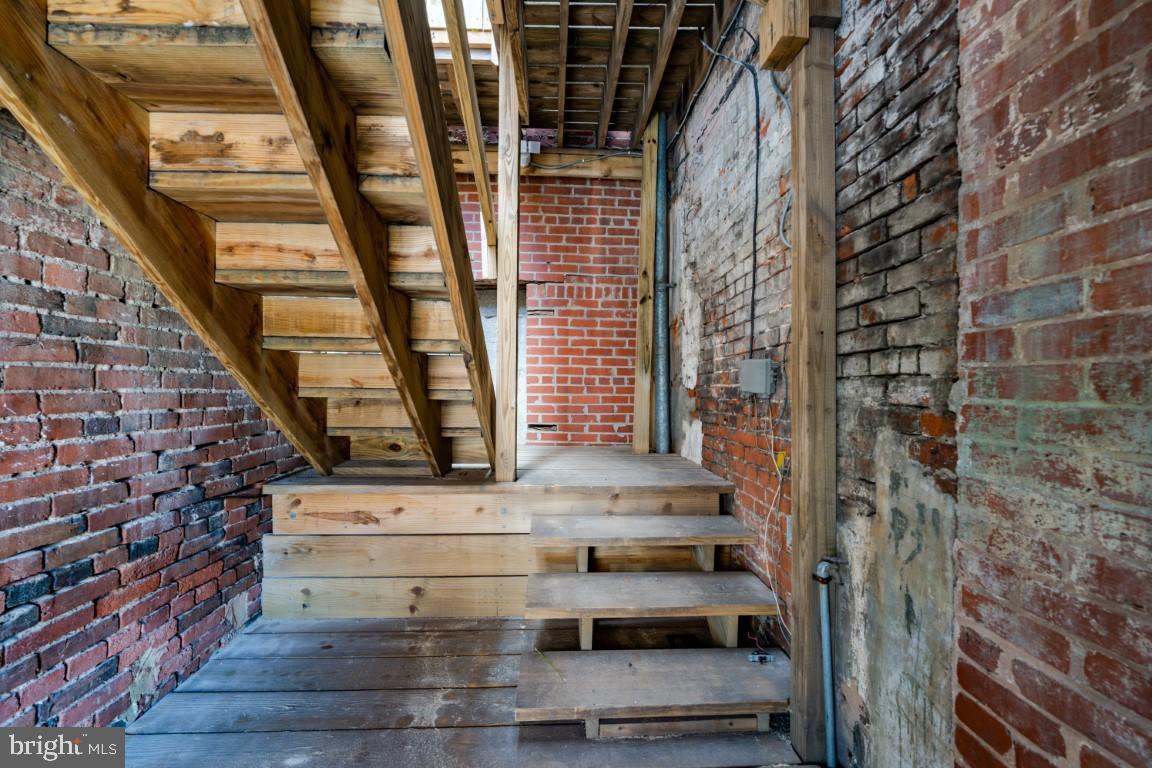 UPPER FELLS POINT - Residential Lease