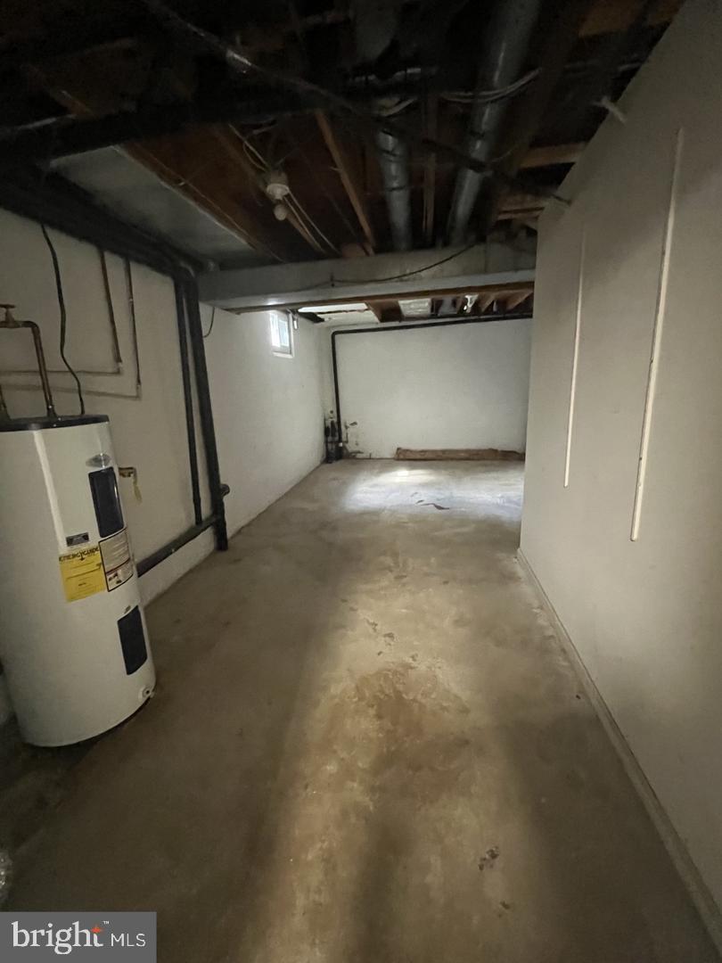 AQUIA HARBOUR - Residential Lease