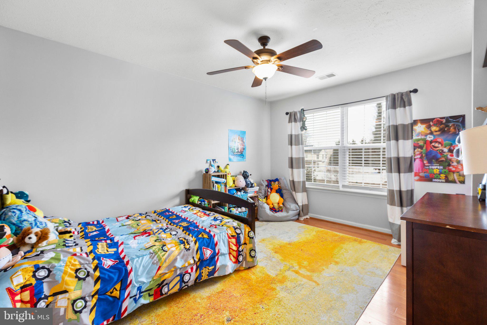 FERRY DOCK CROSSING - Residential