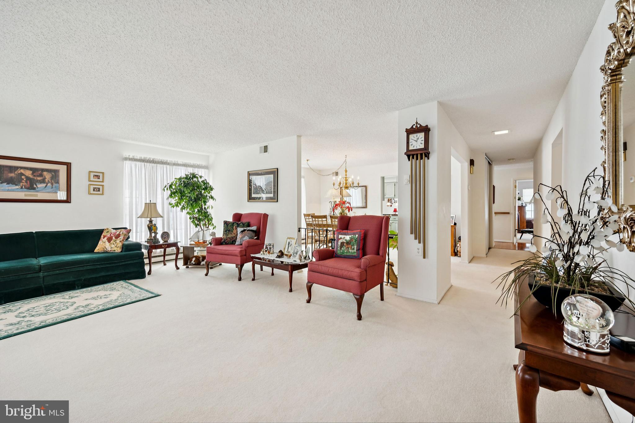 180 BUCKINGHAM DRIVE