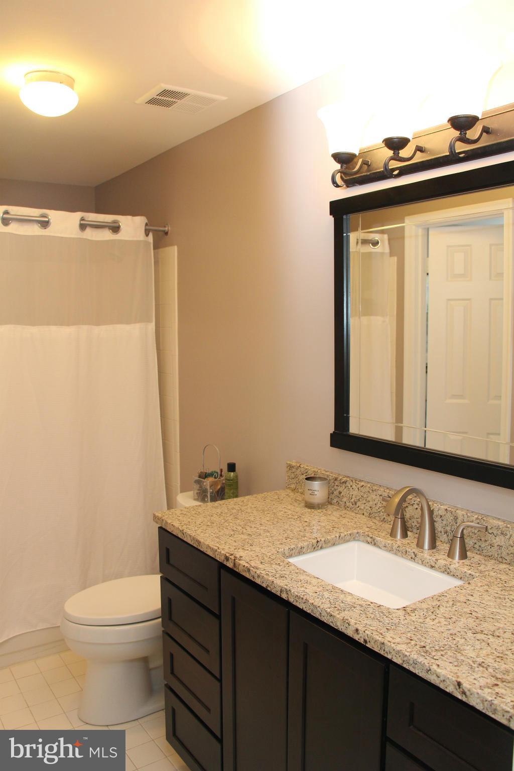 KINGSTOWNE - Residential