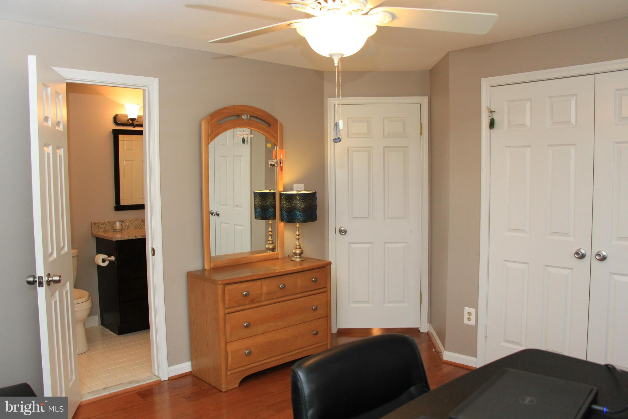 KINGSTOWNE - Residential