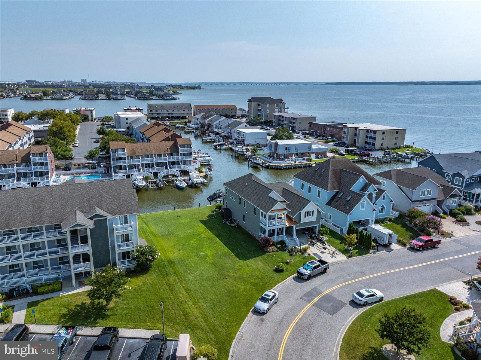 301 S HERON GULL COURT