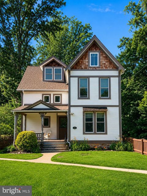 Photo of 5501 3rd Street S, ARLINGTON, VA 22204 (MLS # VAAR2073840)