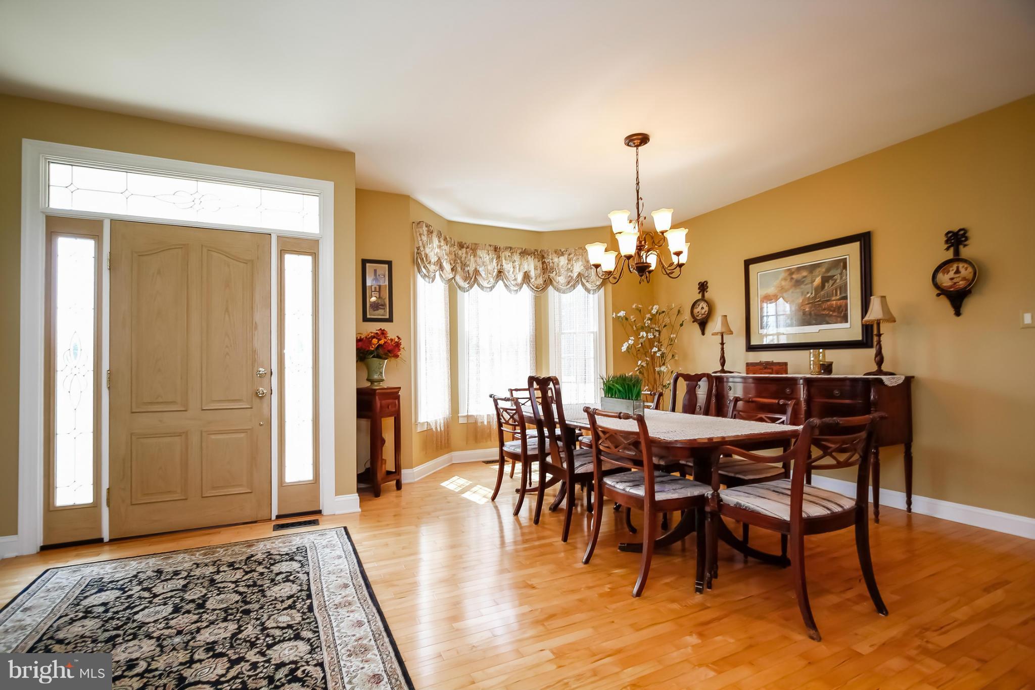 HOUCKSVILLE - Residential