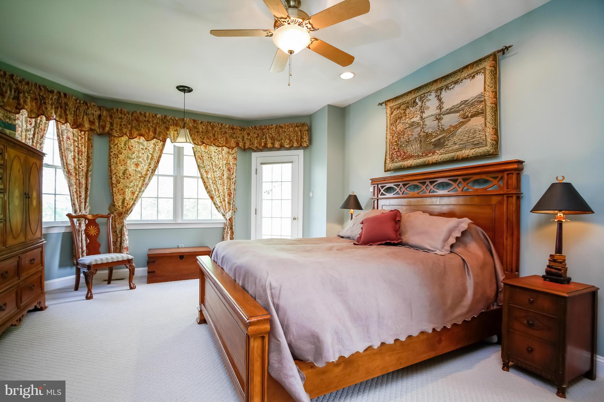 HOUCKSVILLE - Residential