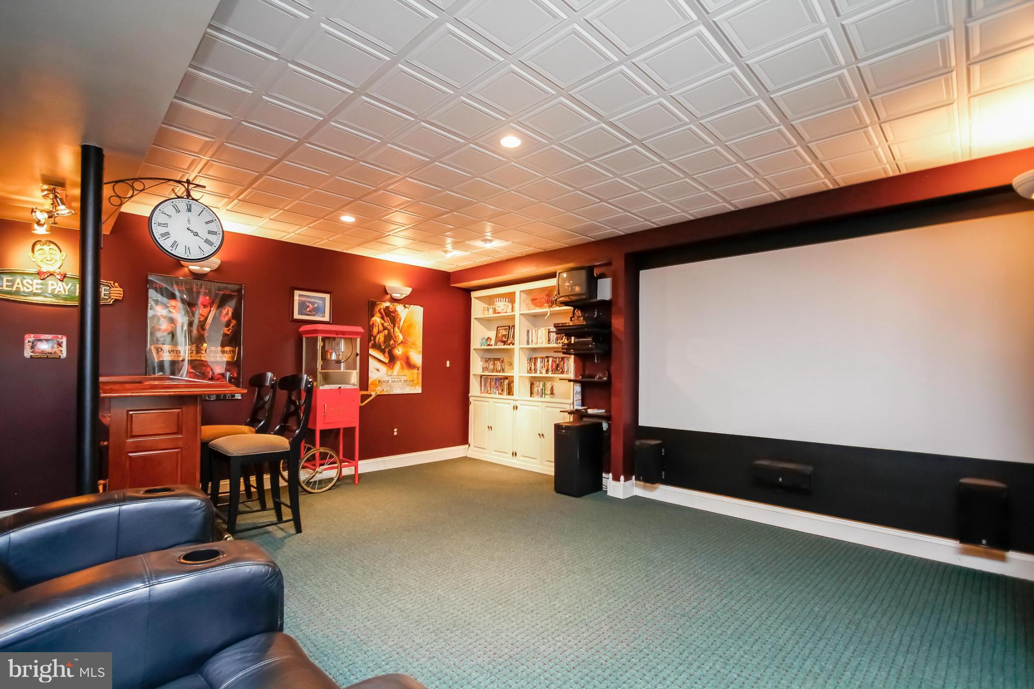 HOUCKSVILLE - Residential