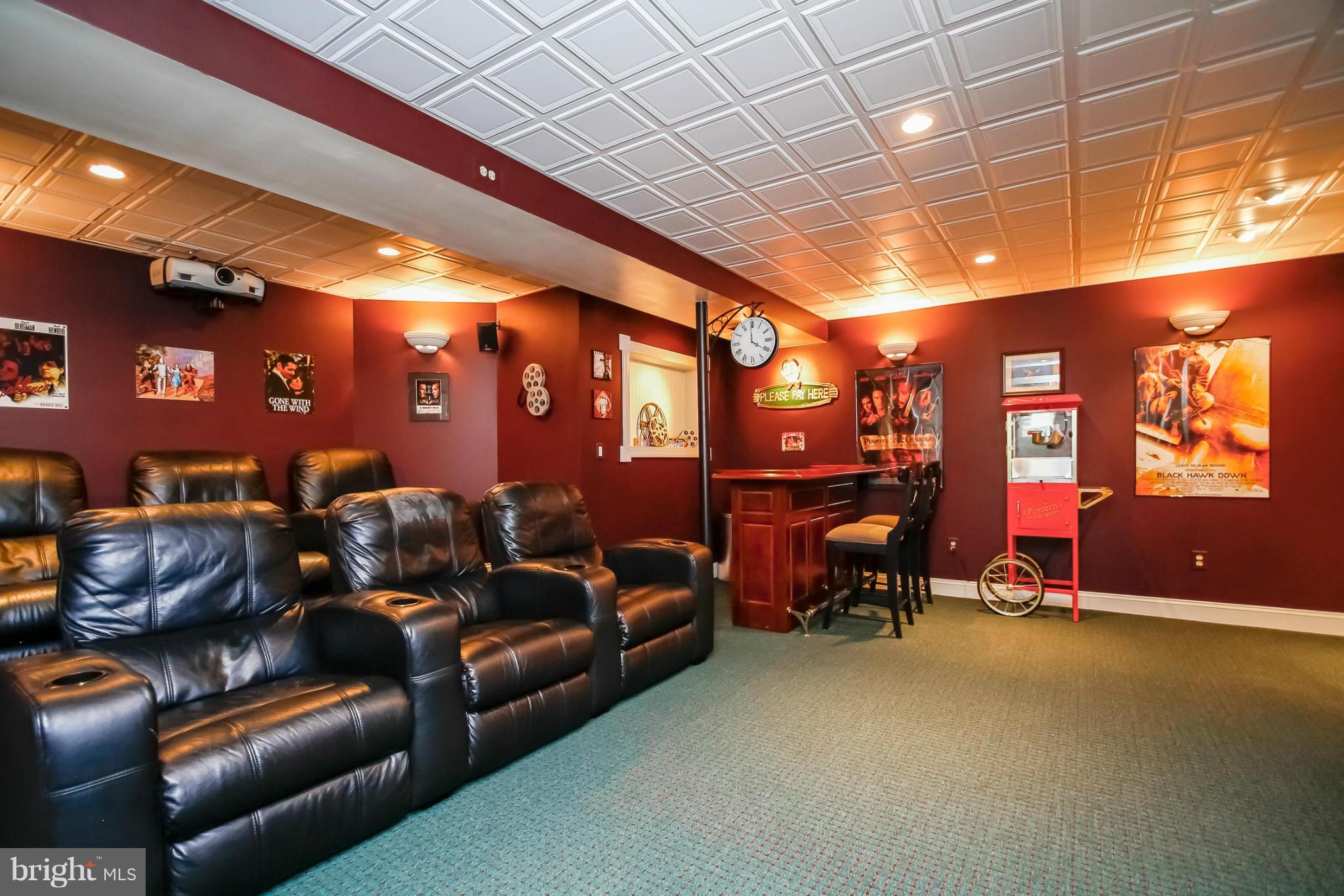 HOUCKSVILLE - Residential