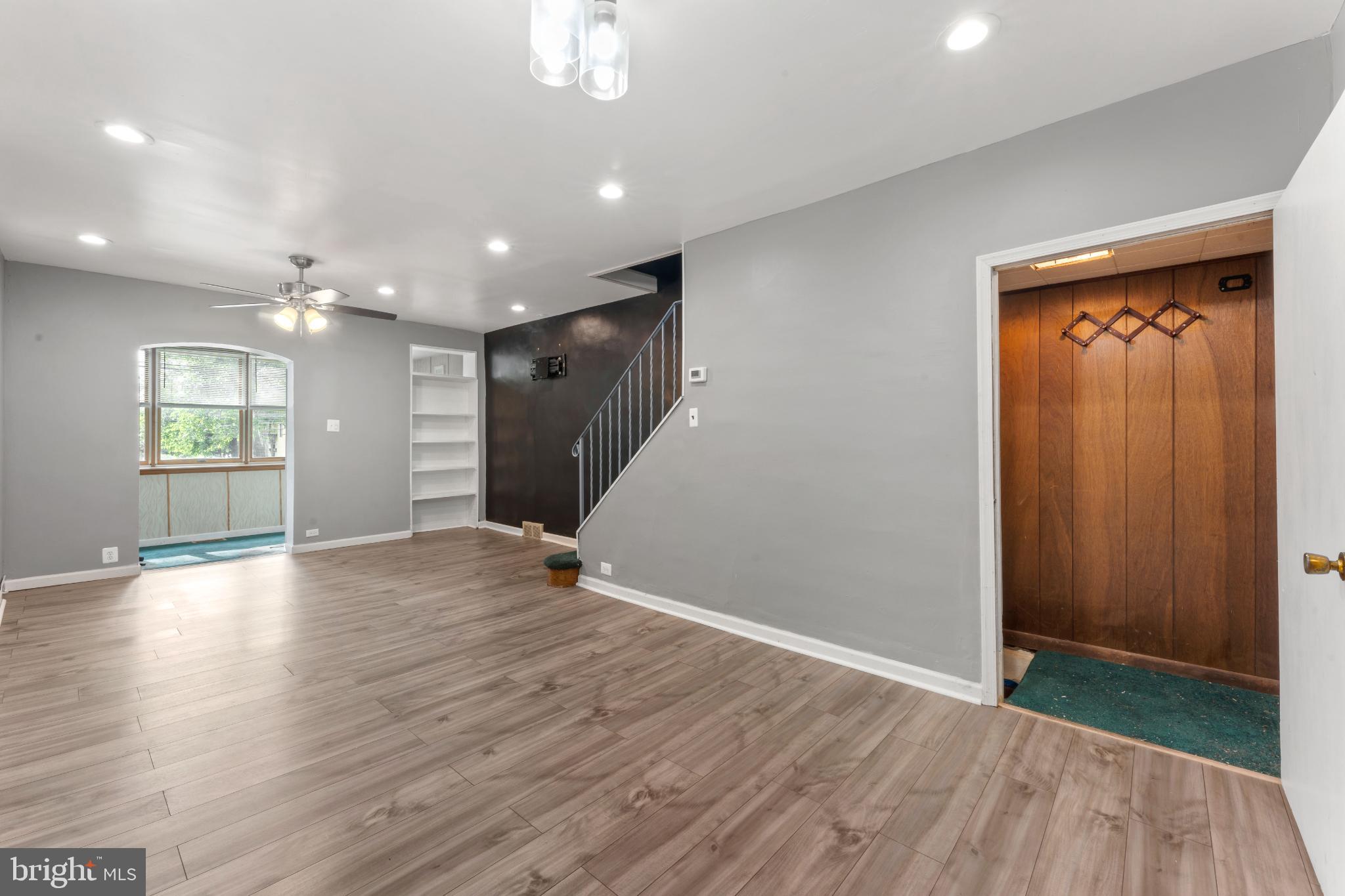 COLLINGDALE - Residential