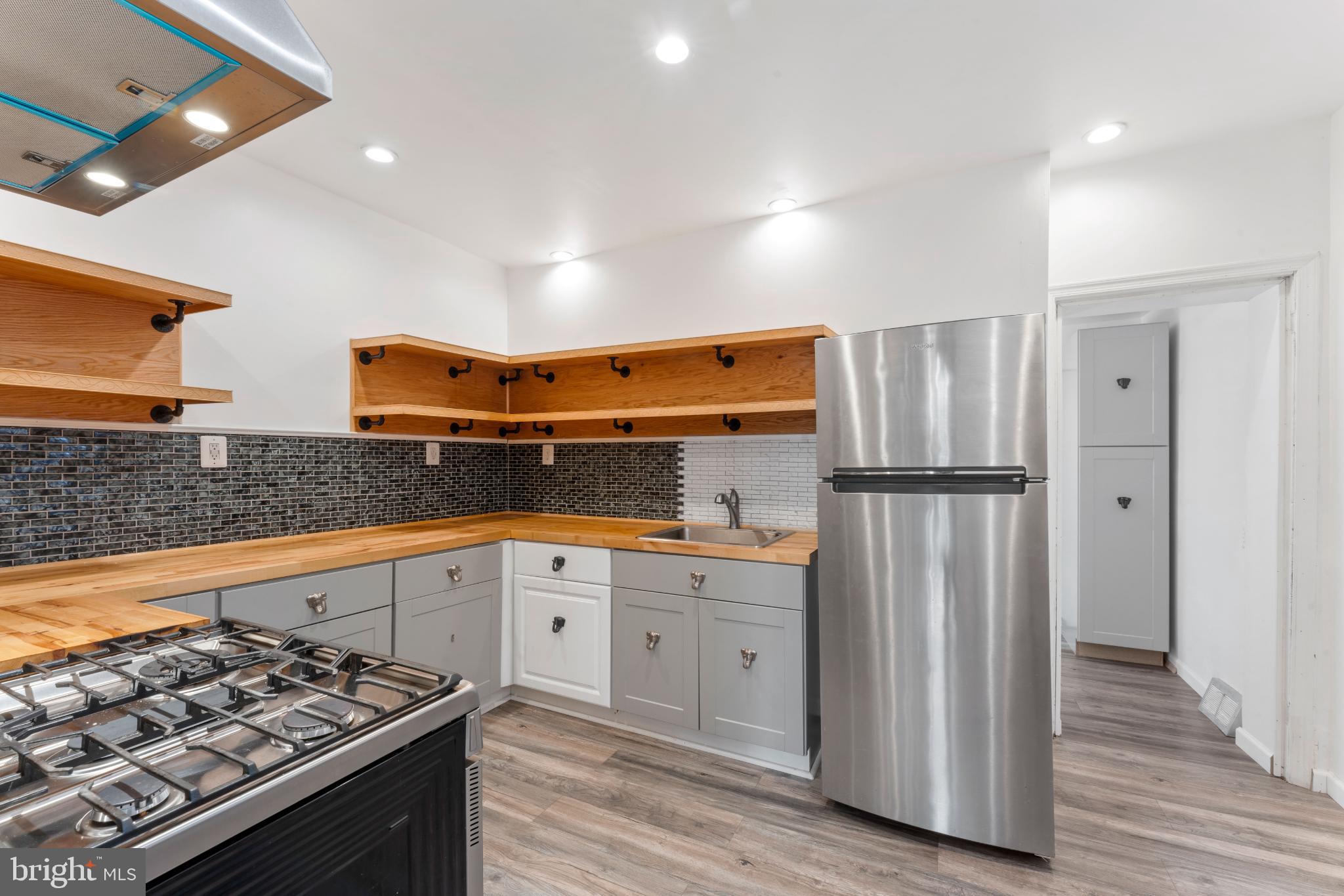 COLLINGDALE - Residential