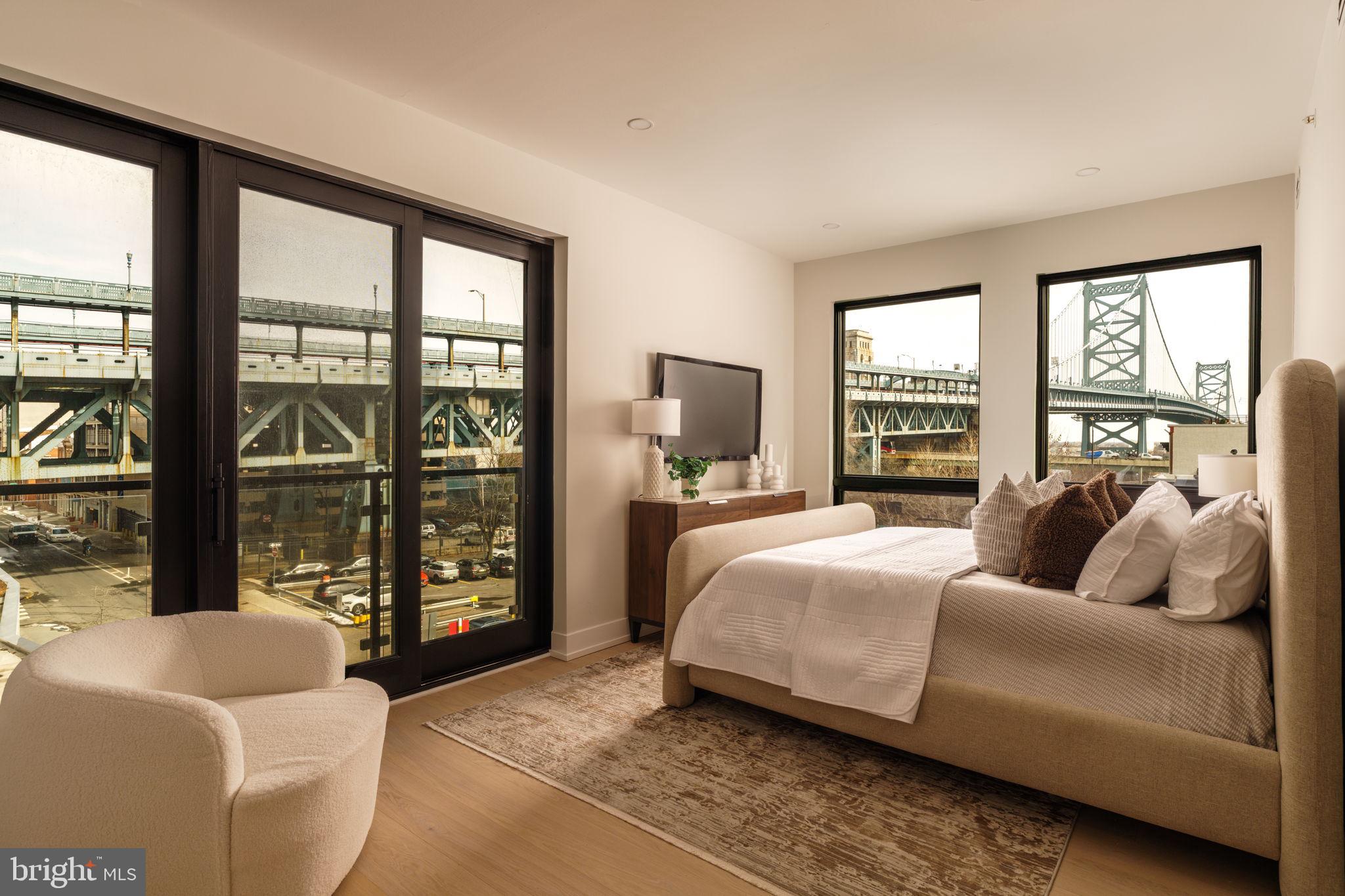 OLD CITY - Residential