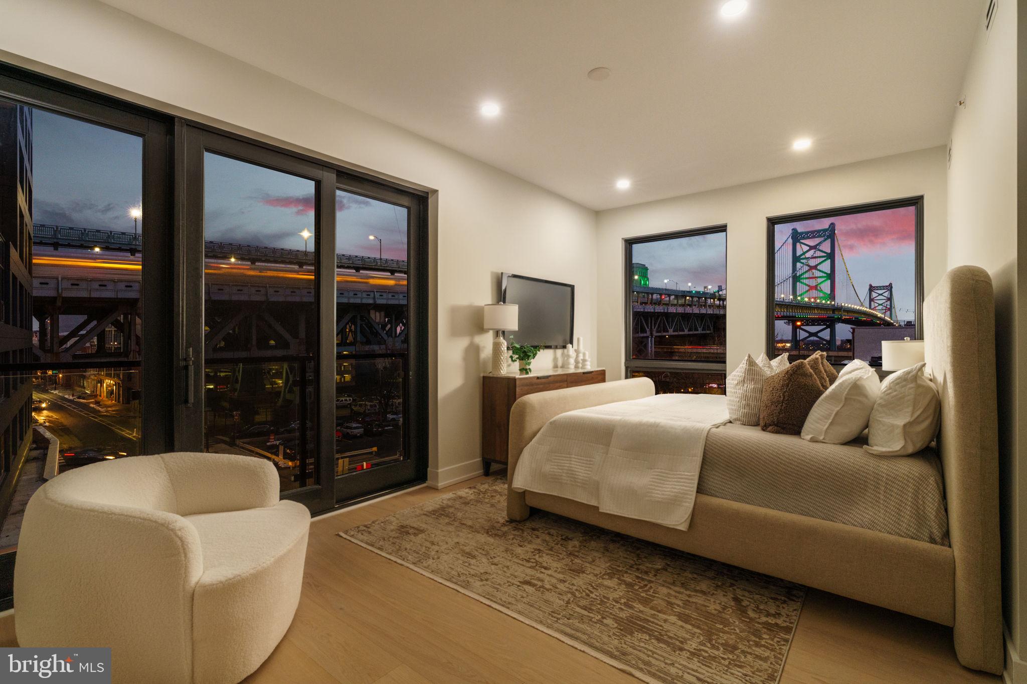 OLD CITY - Residential