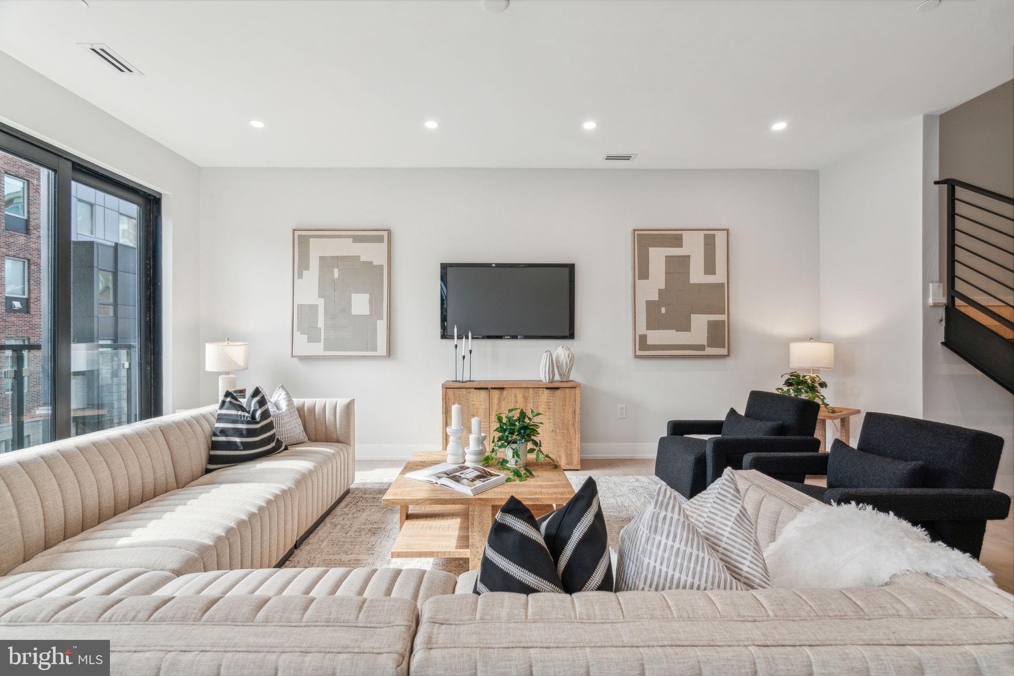 OLD CITY - Residential