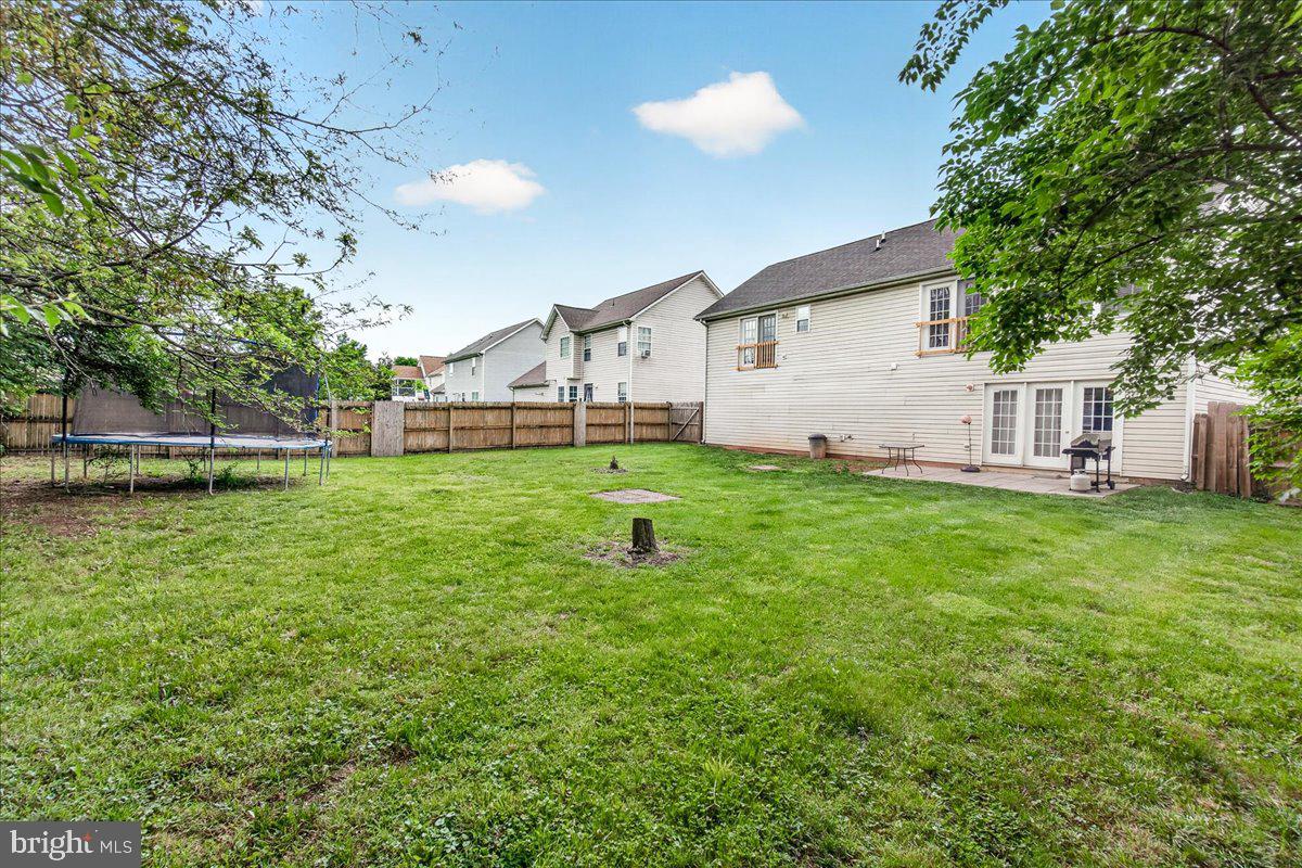 CRESTFIELD - Residential