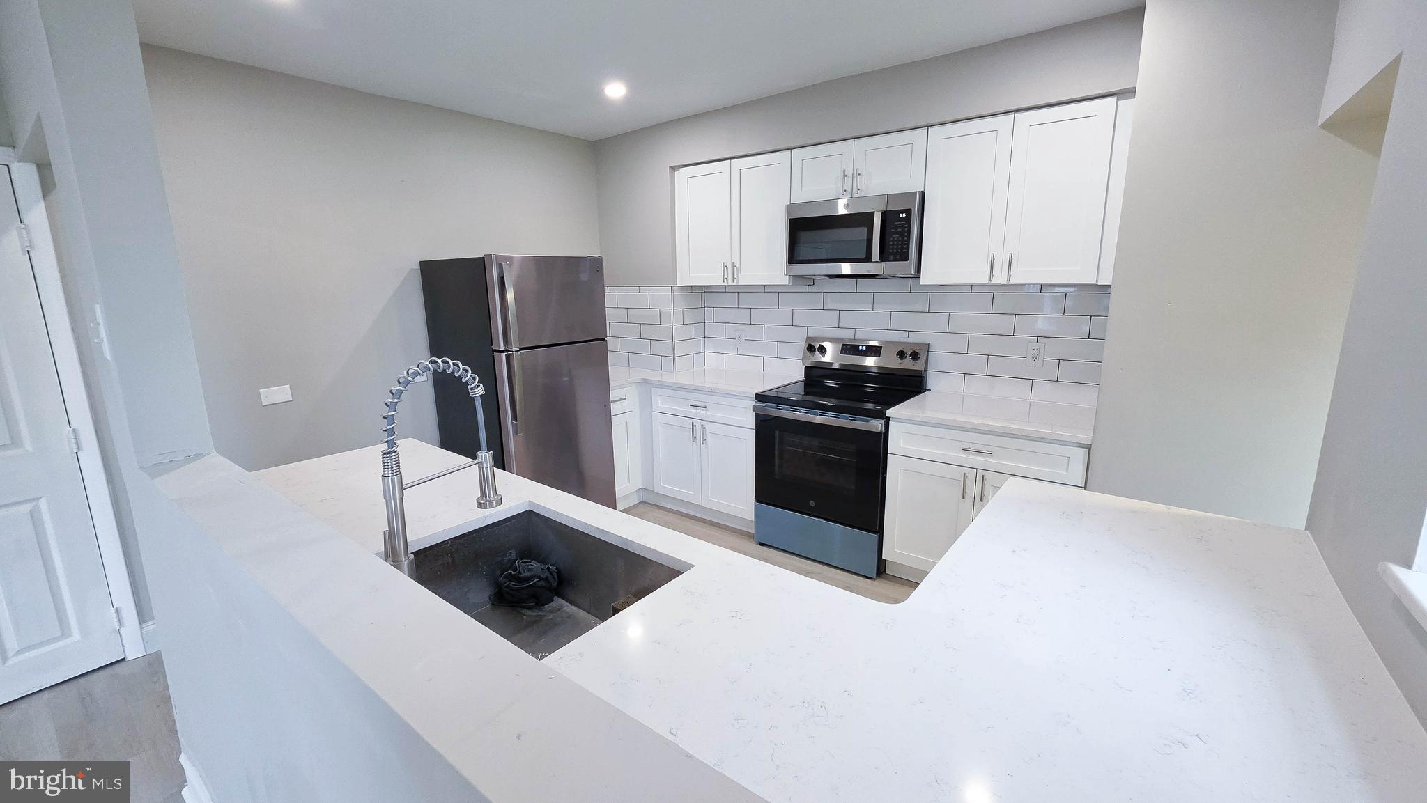 SHARON - Residential