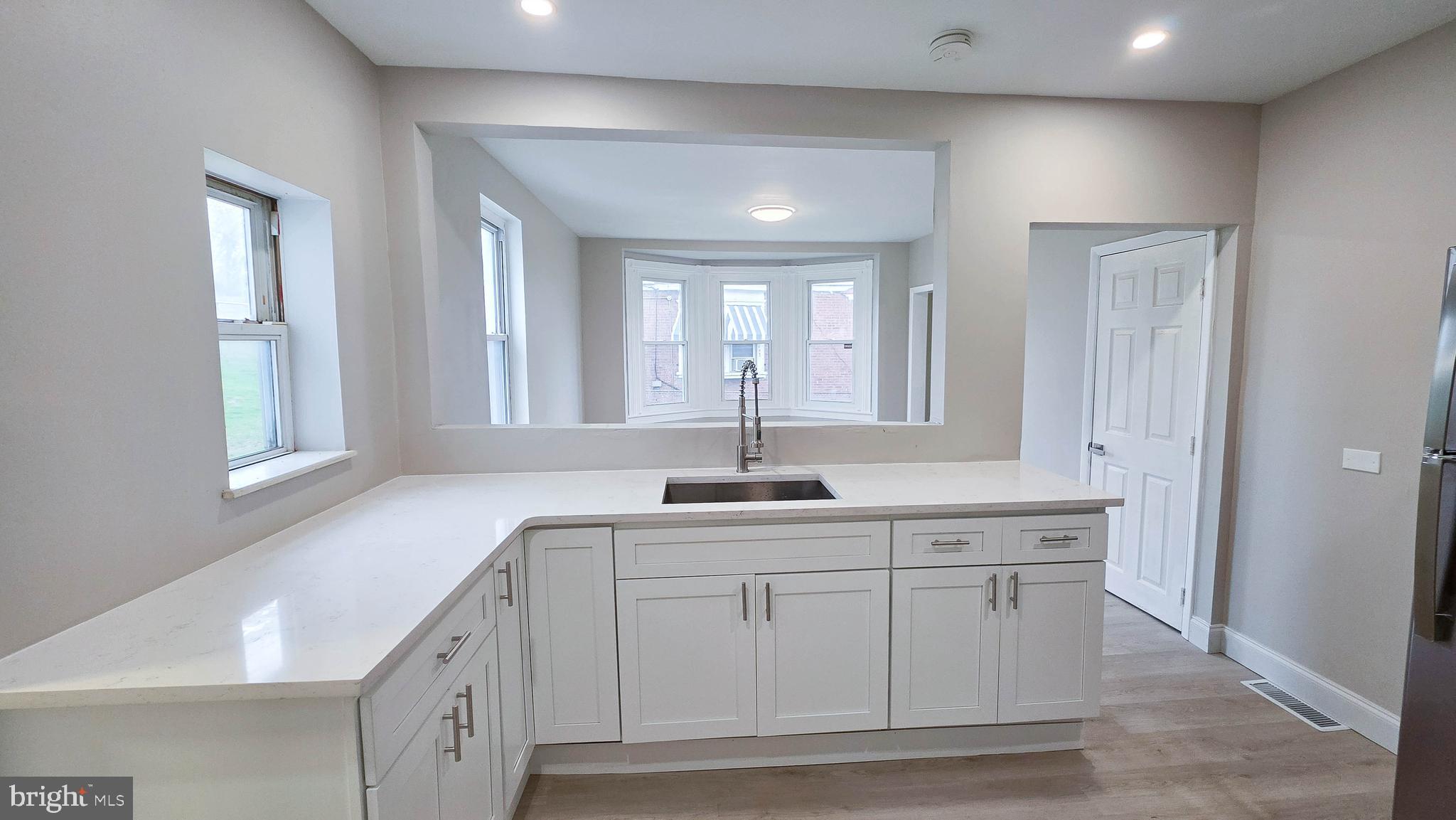 SHARON - Residential