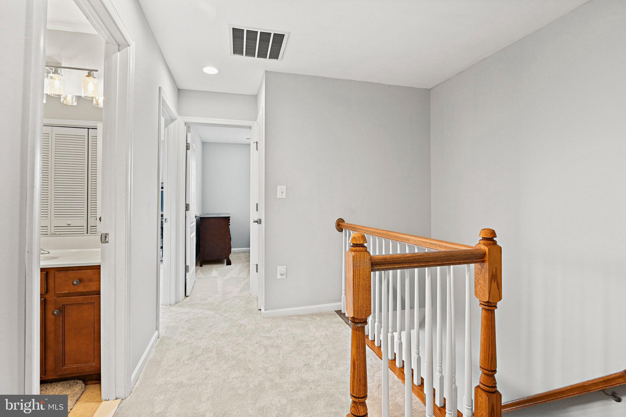 GOOSE CREEK VILLAGE NORTH - Residential