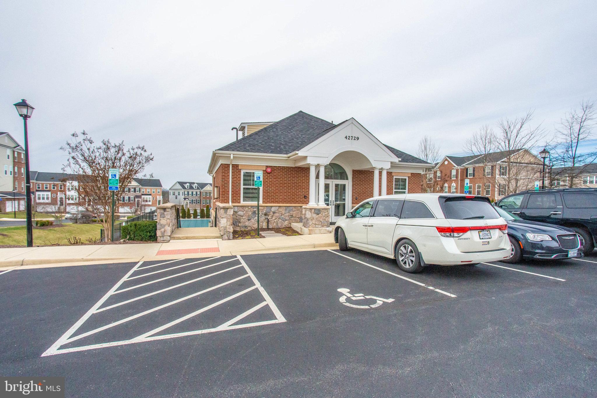 GOOSE CREEK VILLAGE NORTH - Residential