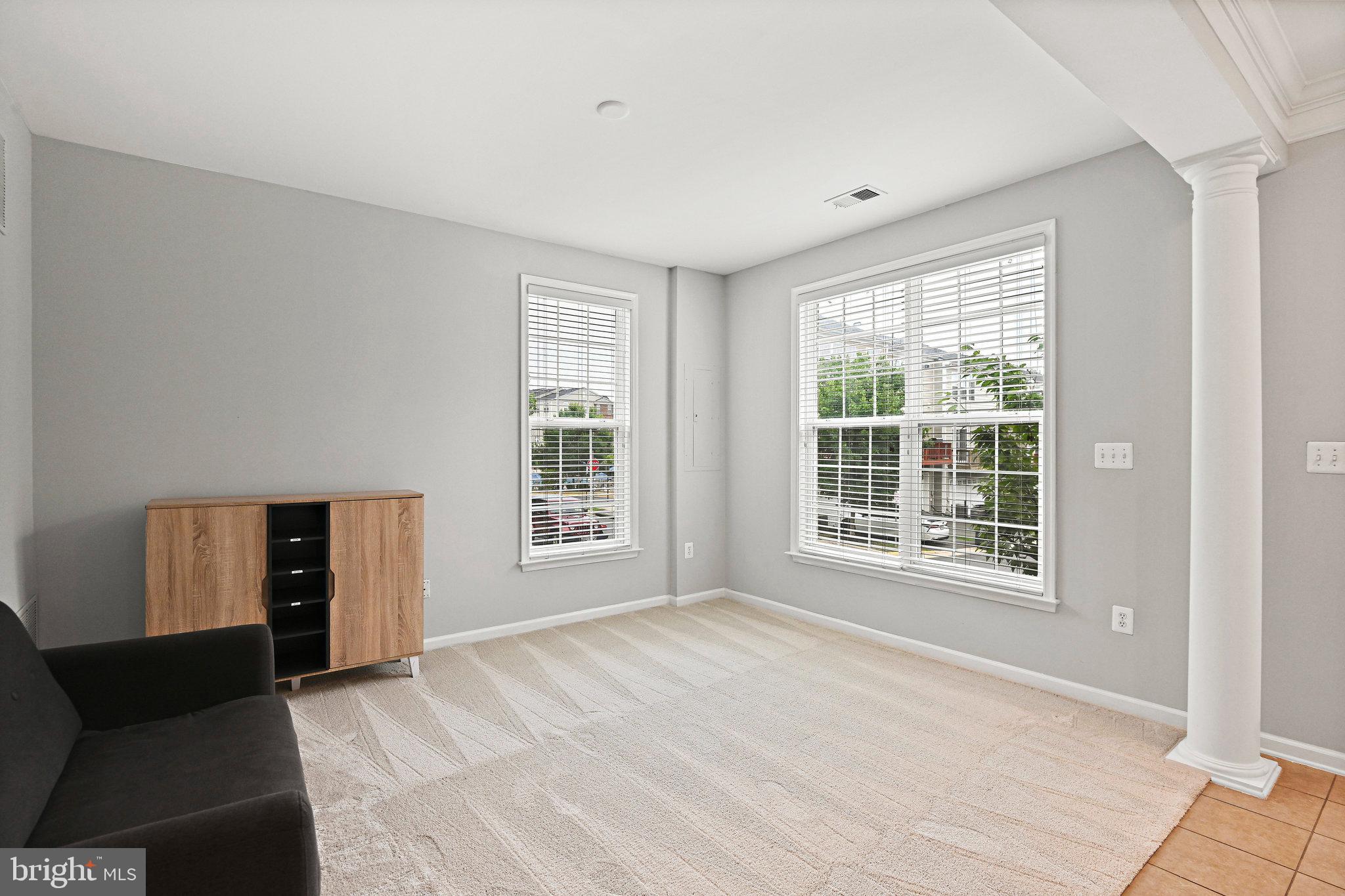 GOOSE CREEK VILLAGE NORTH - Residential