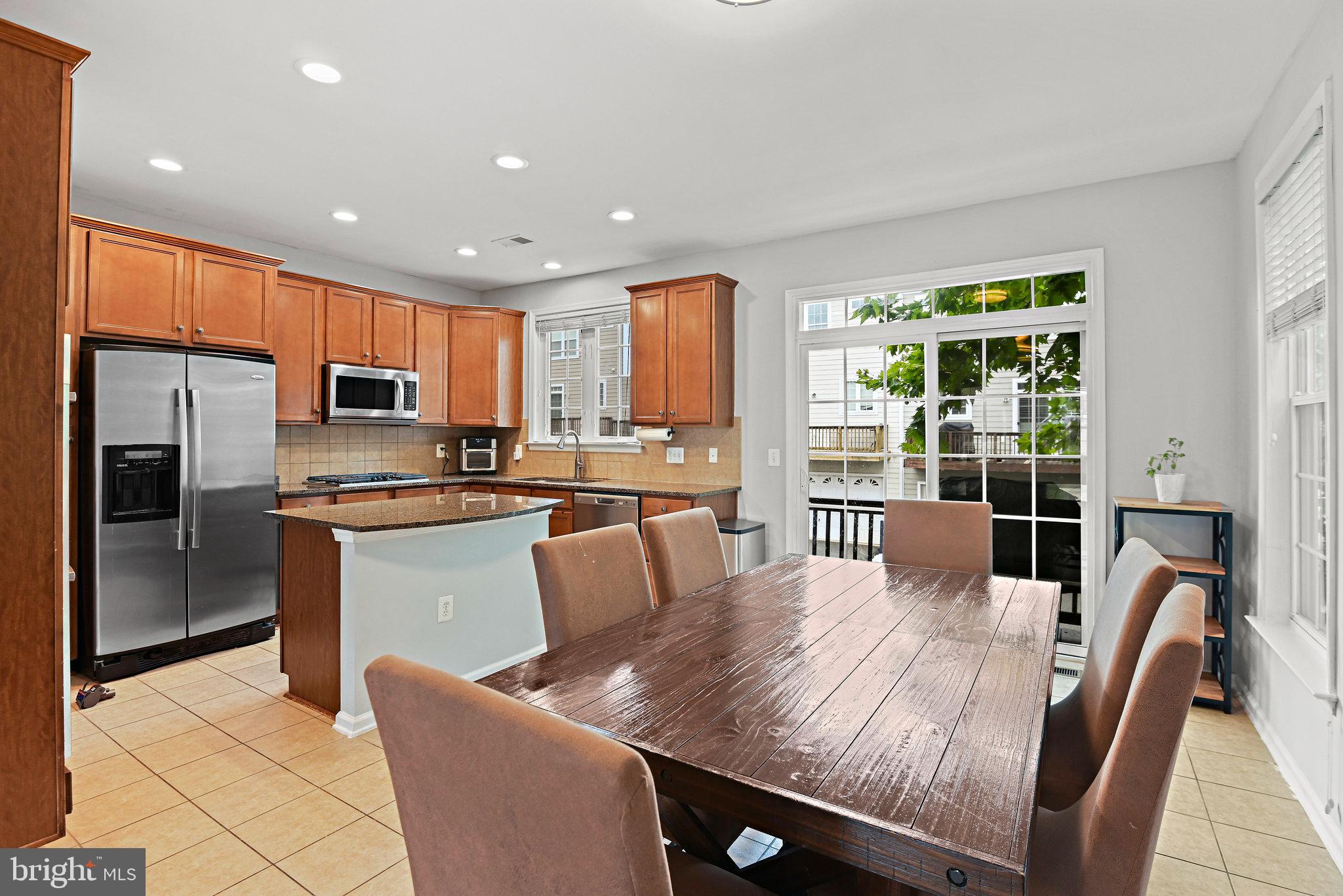 GOOSE CREEK VILLAGE NORTH - Residential