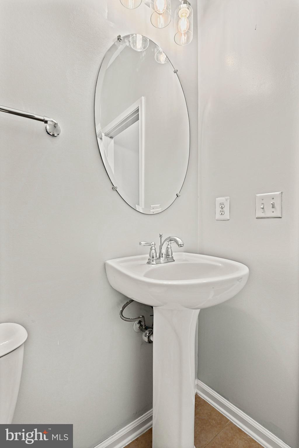 GOOSE CREEK VILLAGE NORTH - Residential