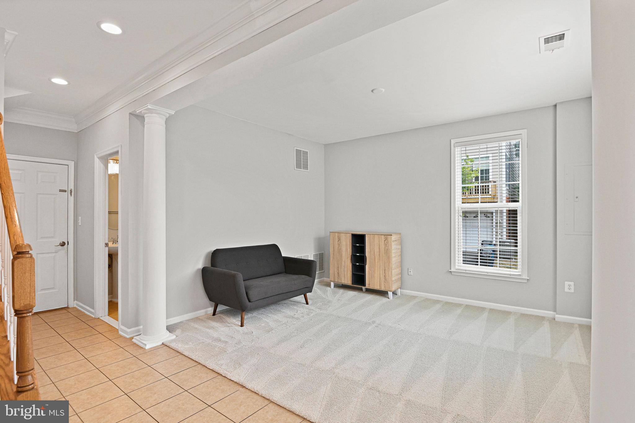 GOOSE CREEK VILLAGE NORTH - Residential