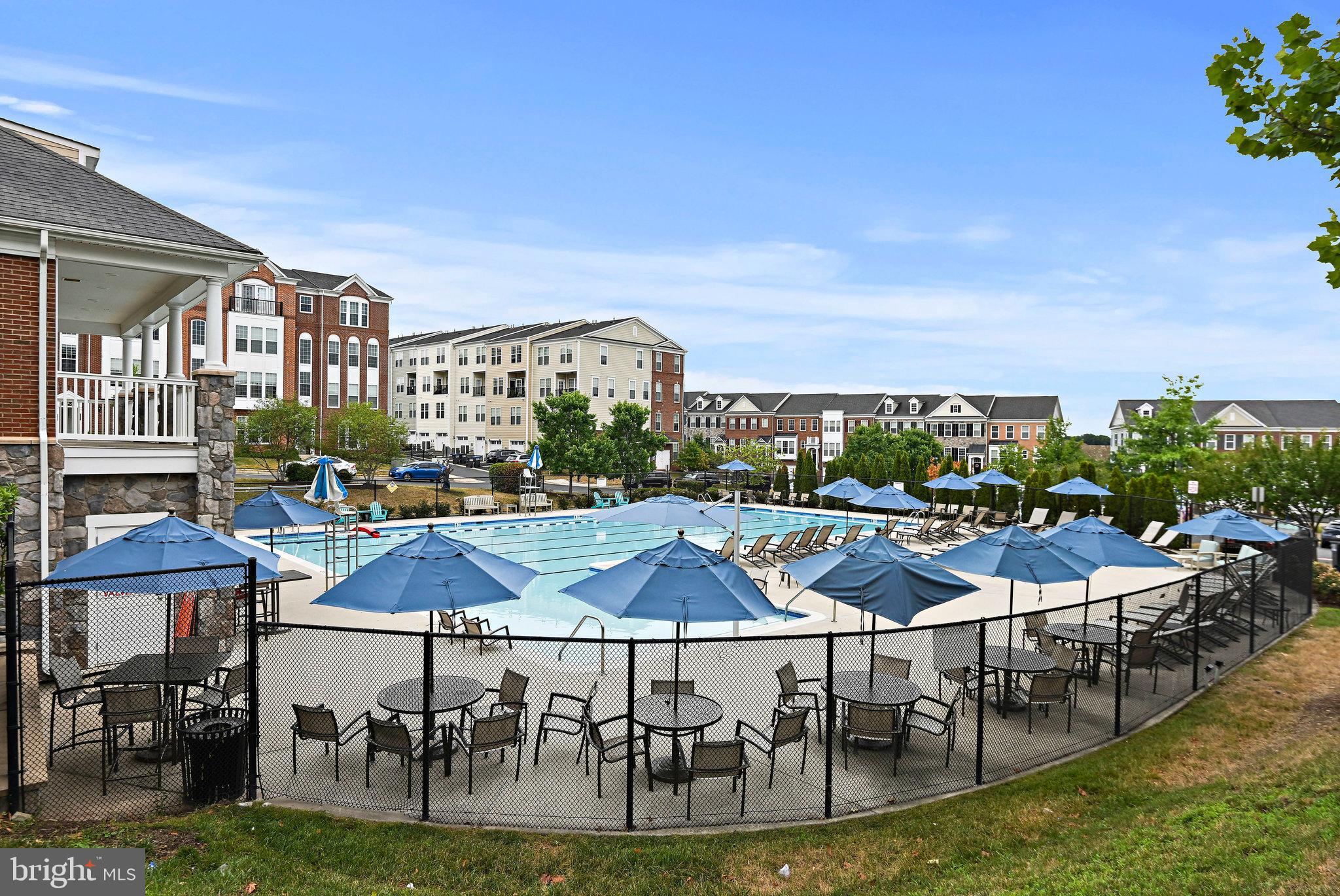 GOOSE CREEK VILLAGE NORTH - Residential