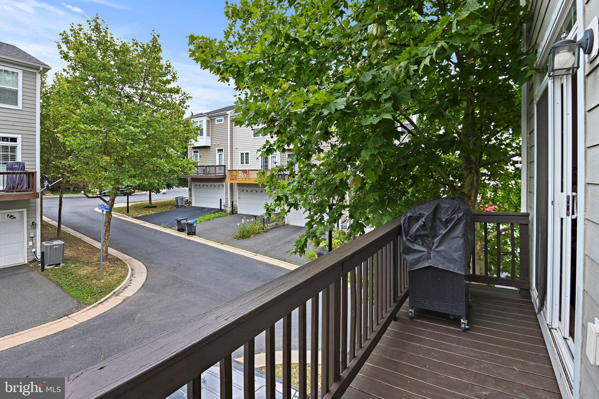 GOOSE CREEK VILLAGE NORTH - Residential