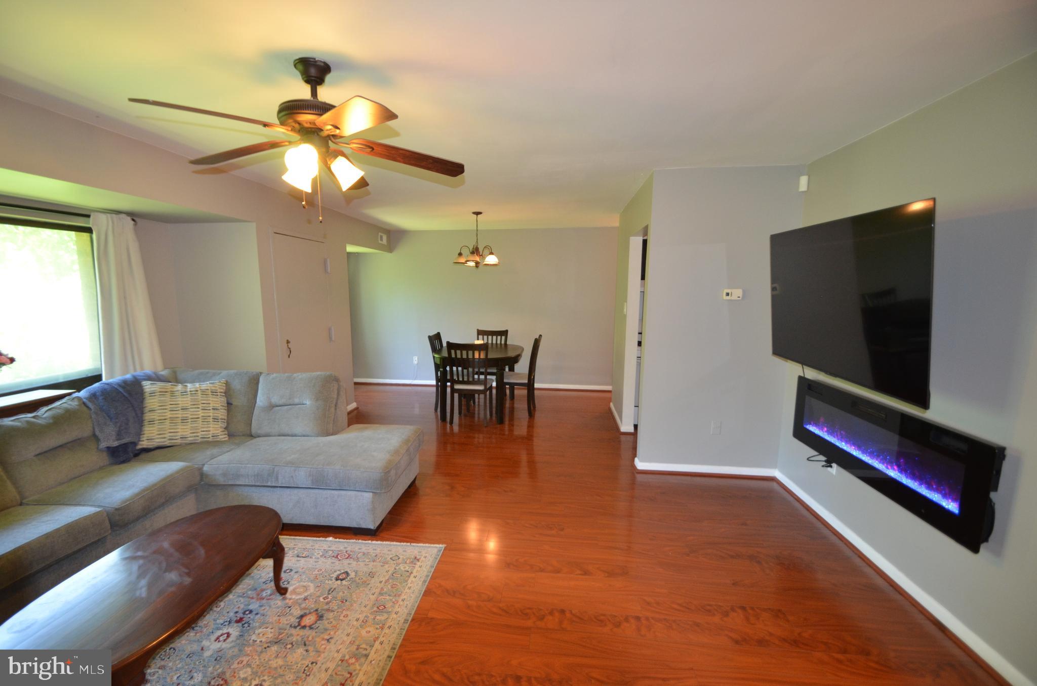 LONG REACH KNOLLS - Residential