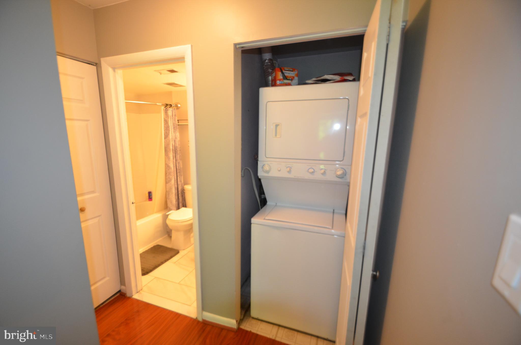 LONG REACH KNOLLS - Residential