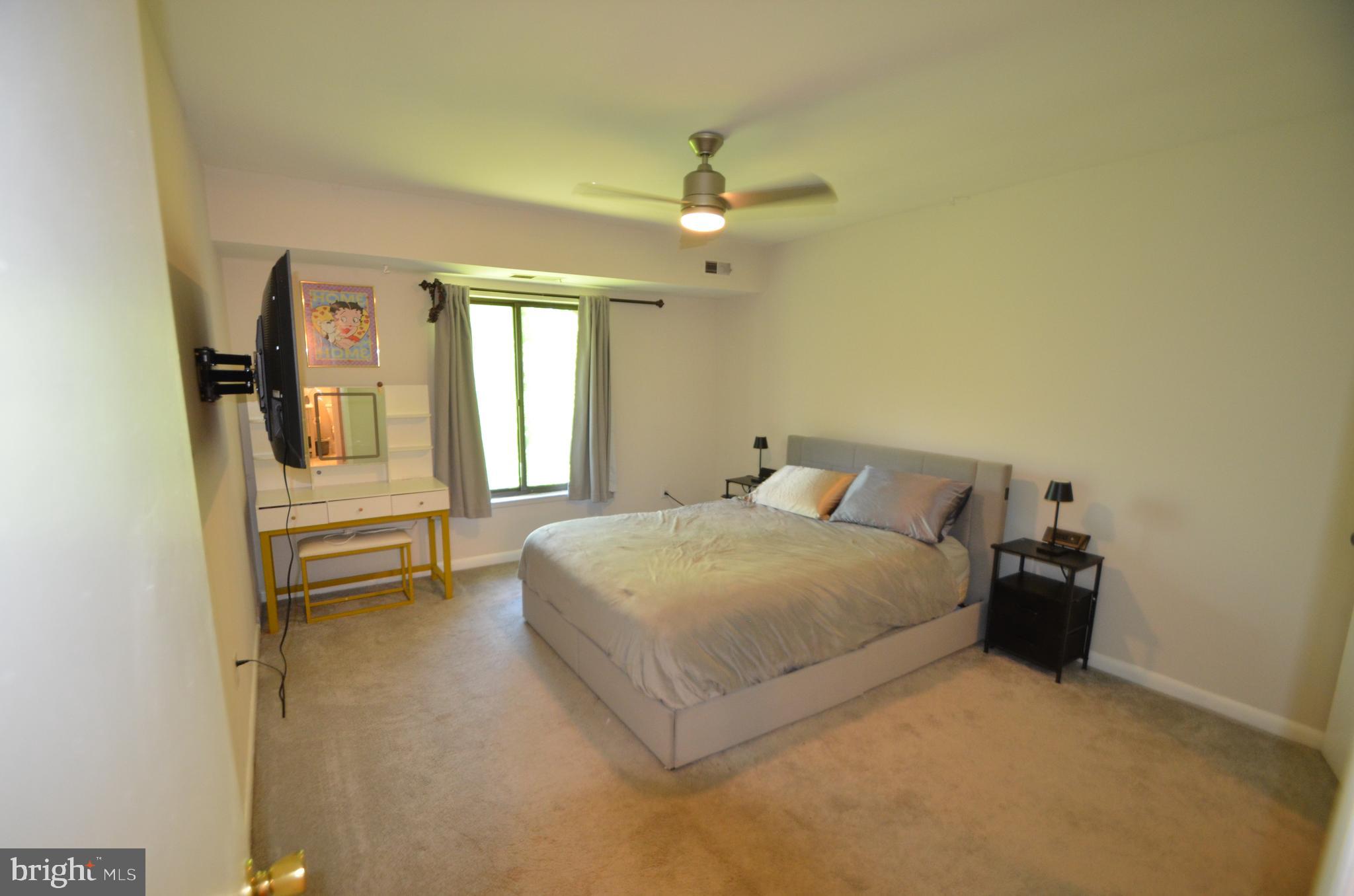 LONG REACH KNOLLS - Residential