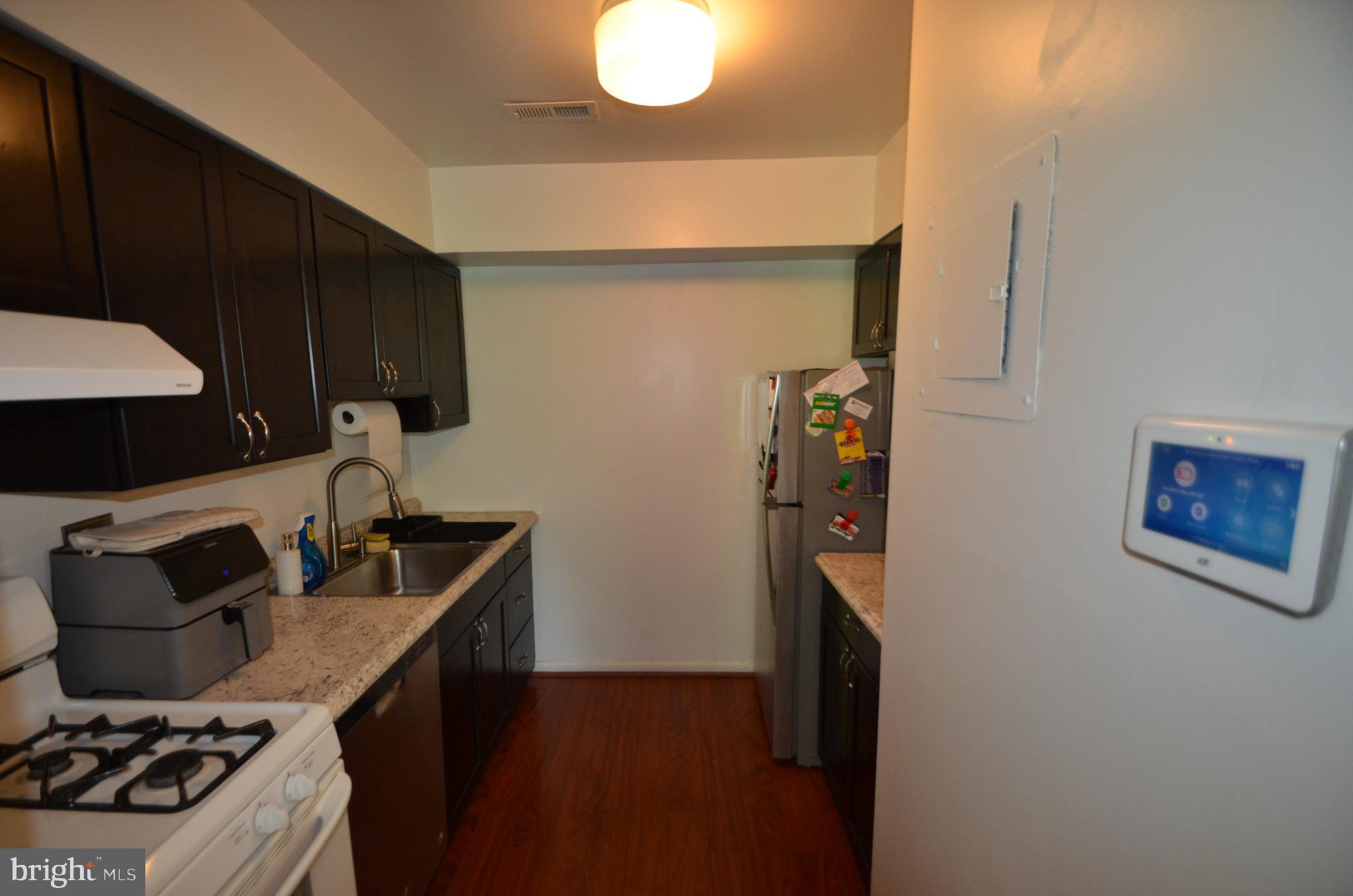 LONG REACH KNOLLS - Residential