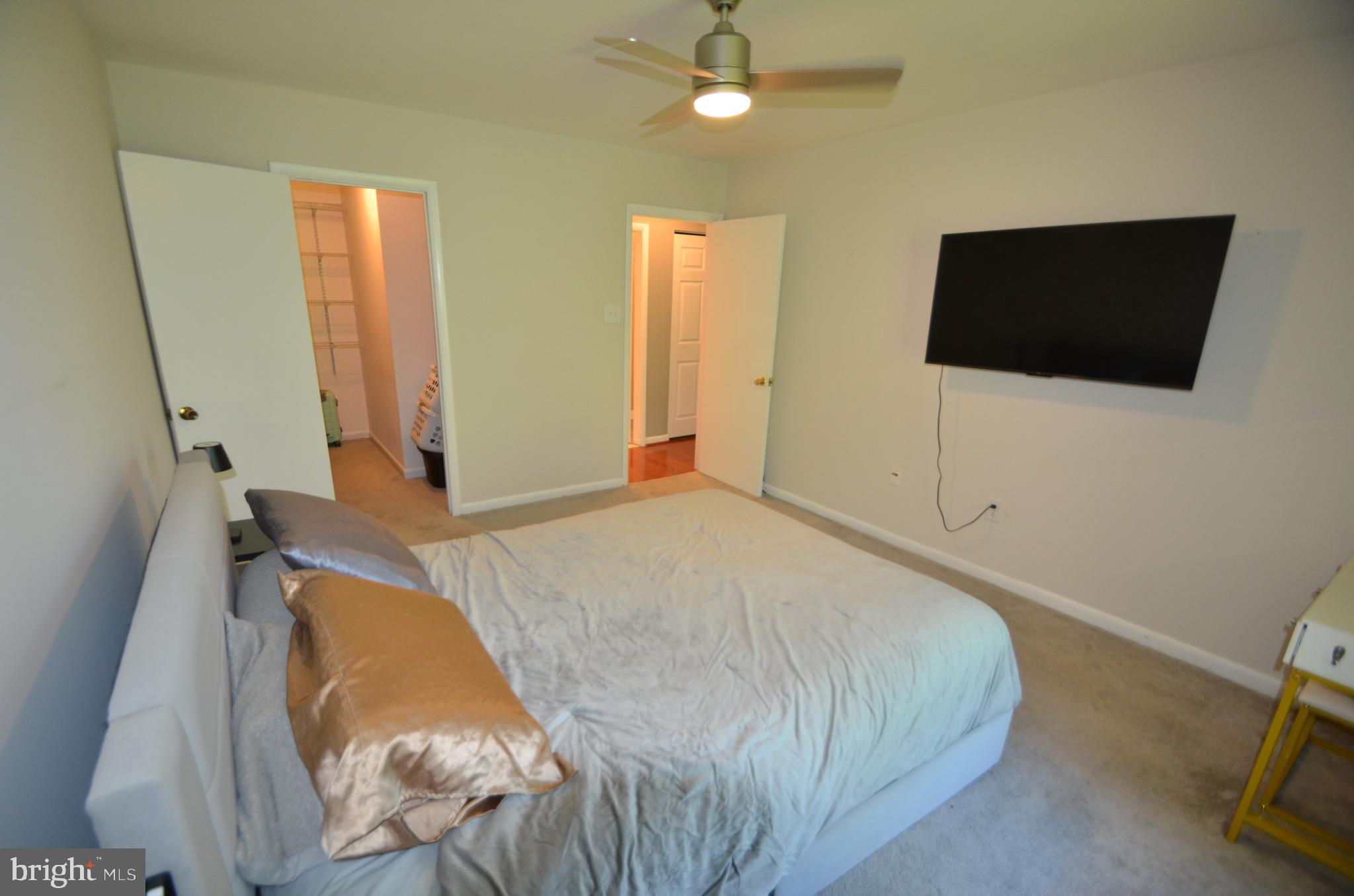 LONG REACH KNOLLS - Residential